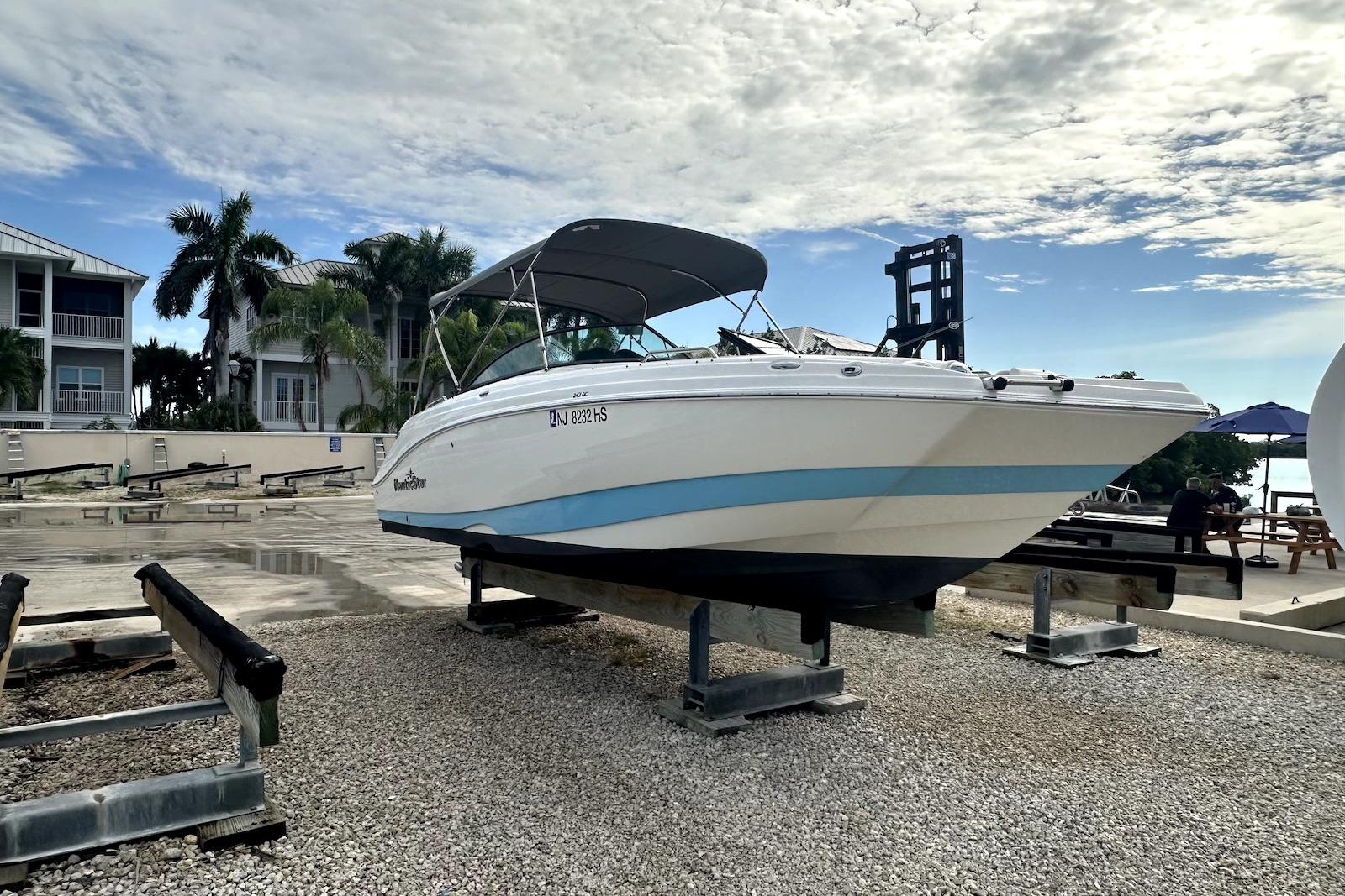 F 10544 RC Knot 10 Yacht Sales F 10544 RC Knot 10 Yacht Sales