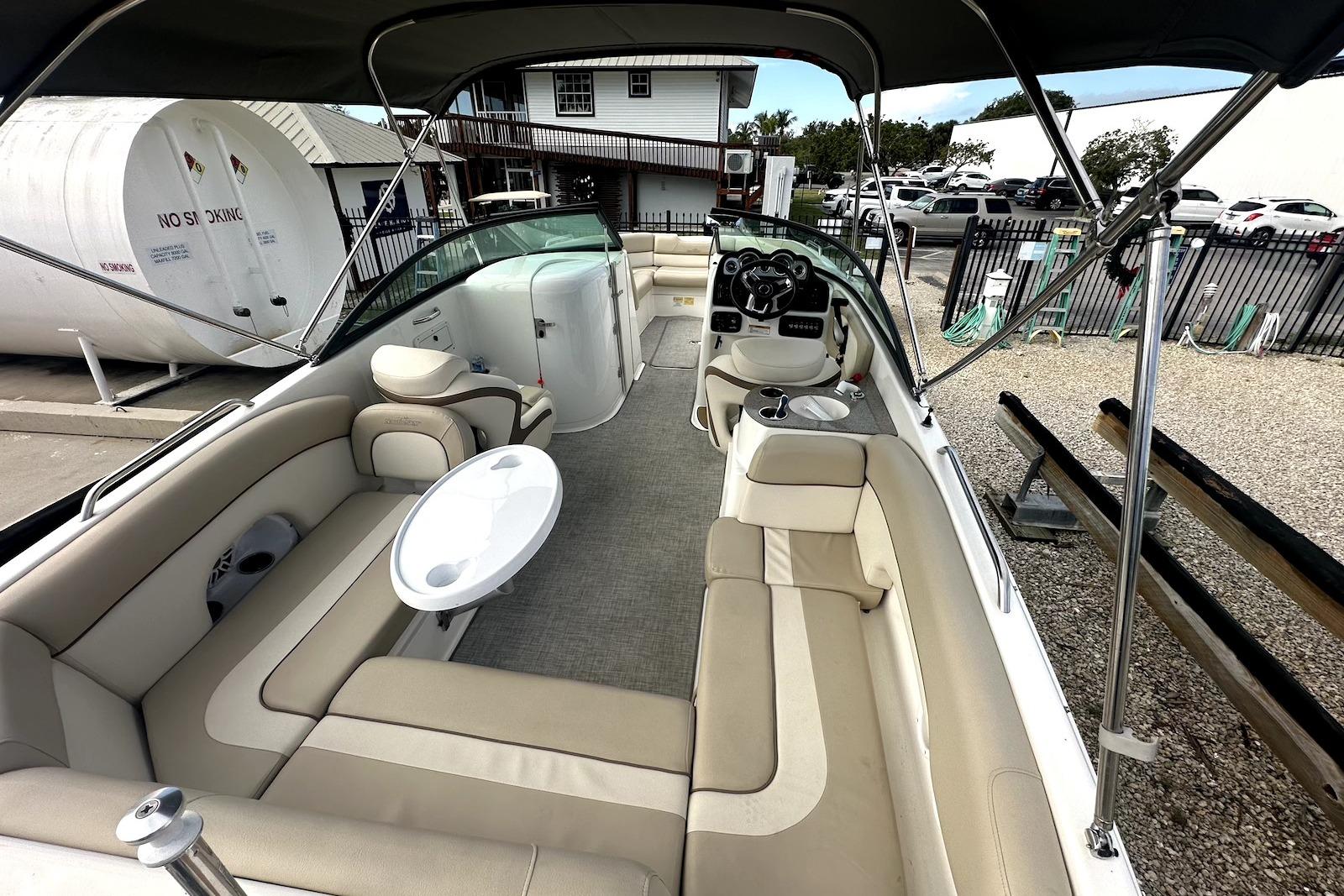 F 10544 RC Knot 10 Yacht Sales F 10544 RC Knot 10 Yacht Sales