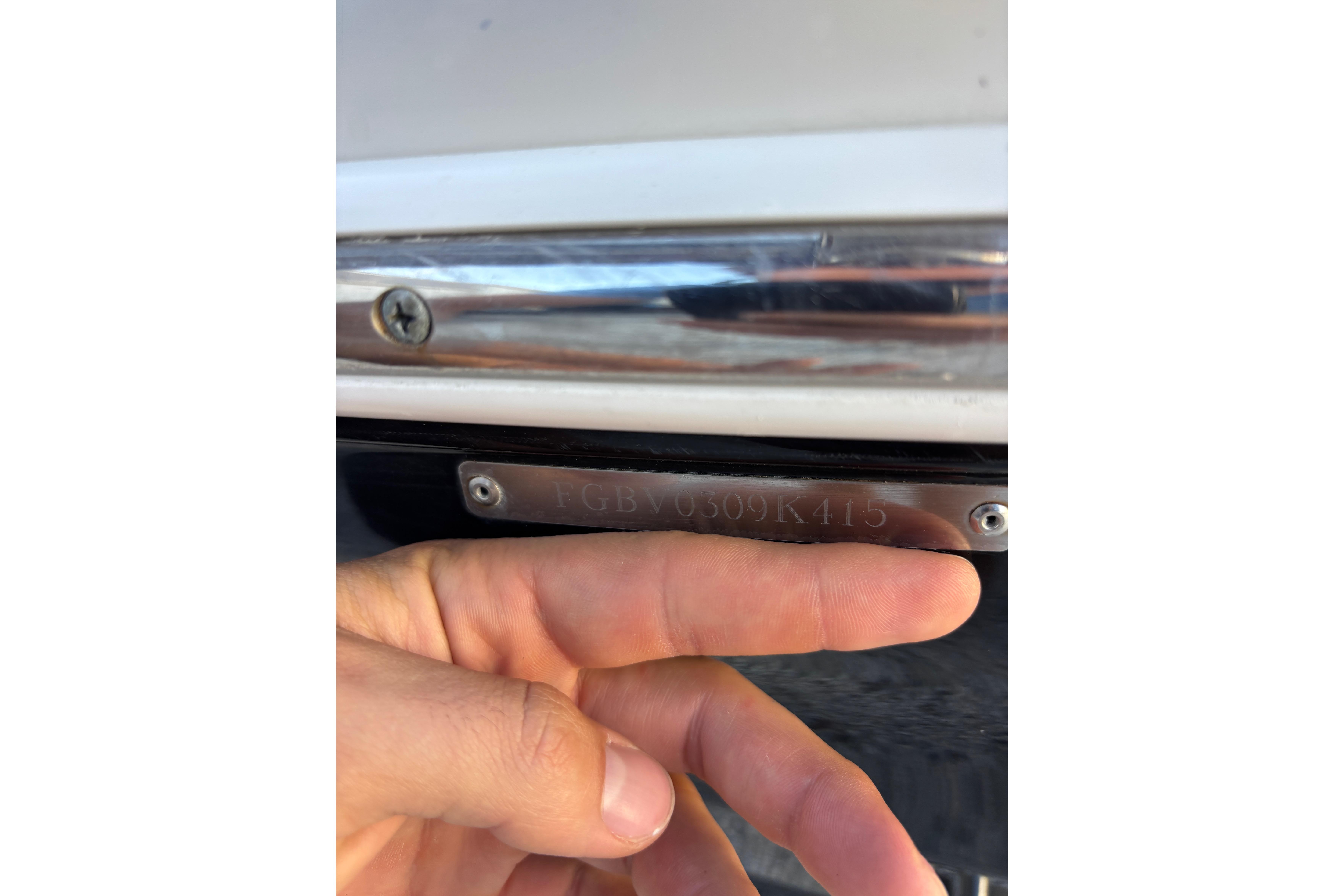 2015 Chaparral 19 H2O Ski & Fish-22