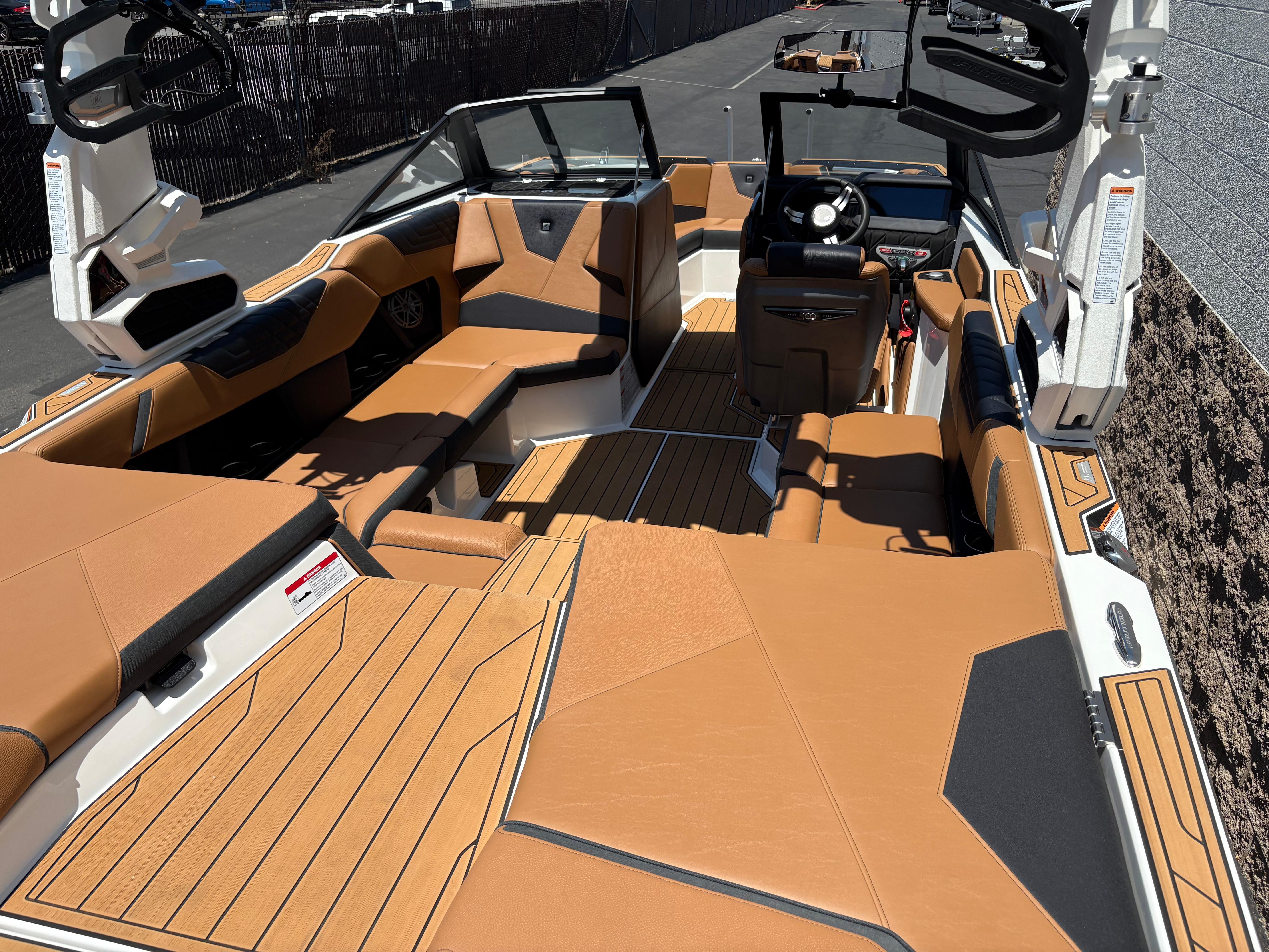 2025 Nautique Super Air Nautique S21 #N7024C inventory image at Sun Country Marine Group, San Jose-Campbell