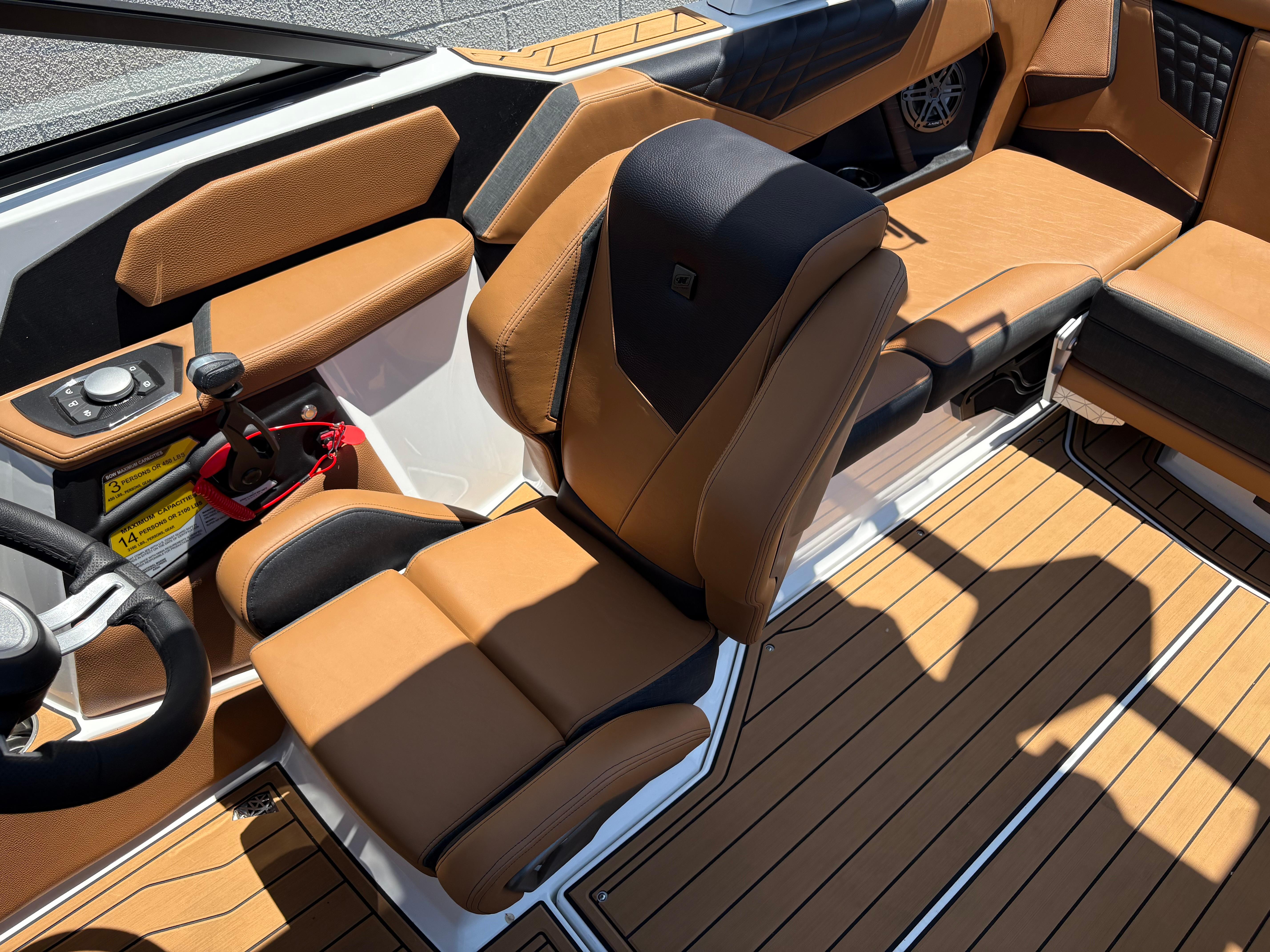 2025 Nautique Super Air Nautique S21 #N7024C inventory image at Sun Country Marine Group, San Jose-Campbell