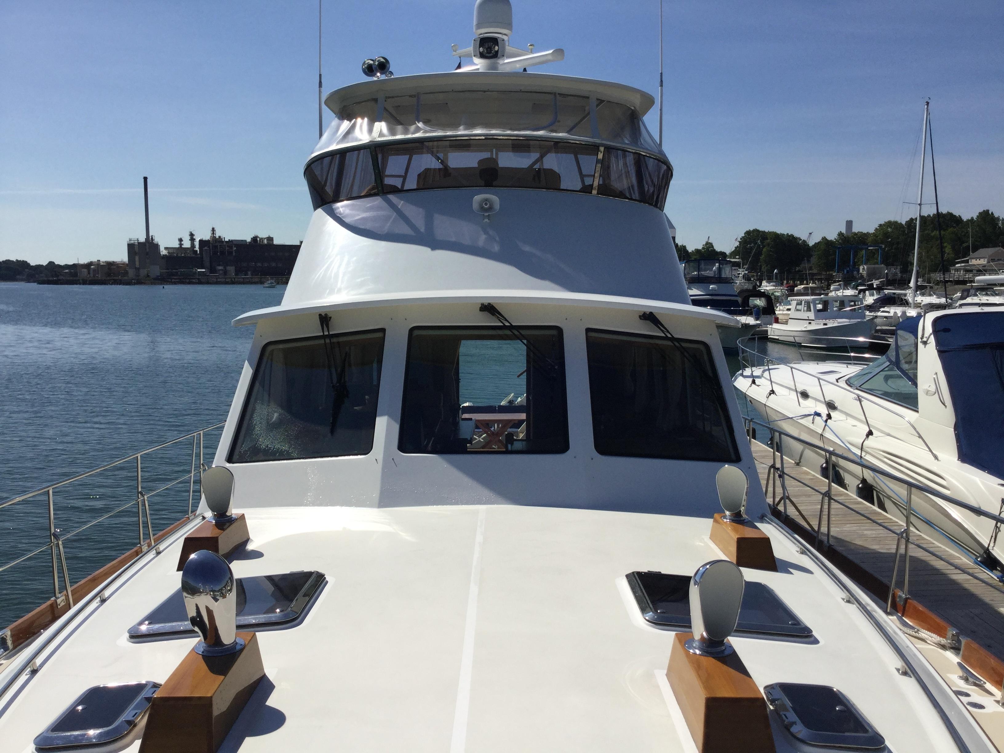 BOW LOOKING AFT