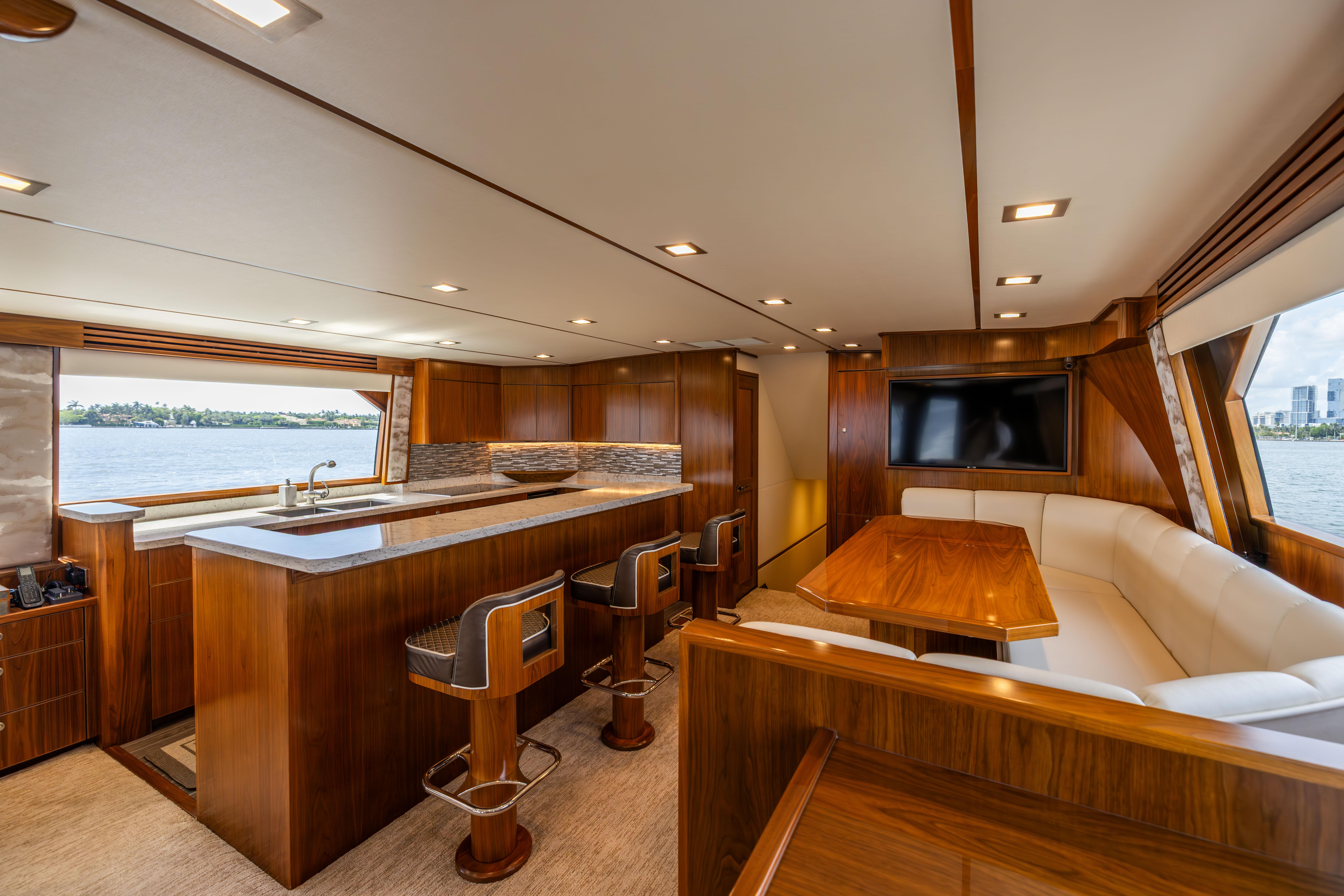 2020-viking-80-convertible-power-9609213-20250602081150945-1_XLARGE
