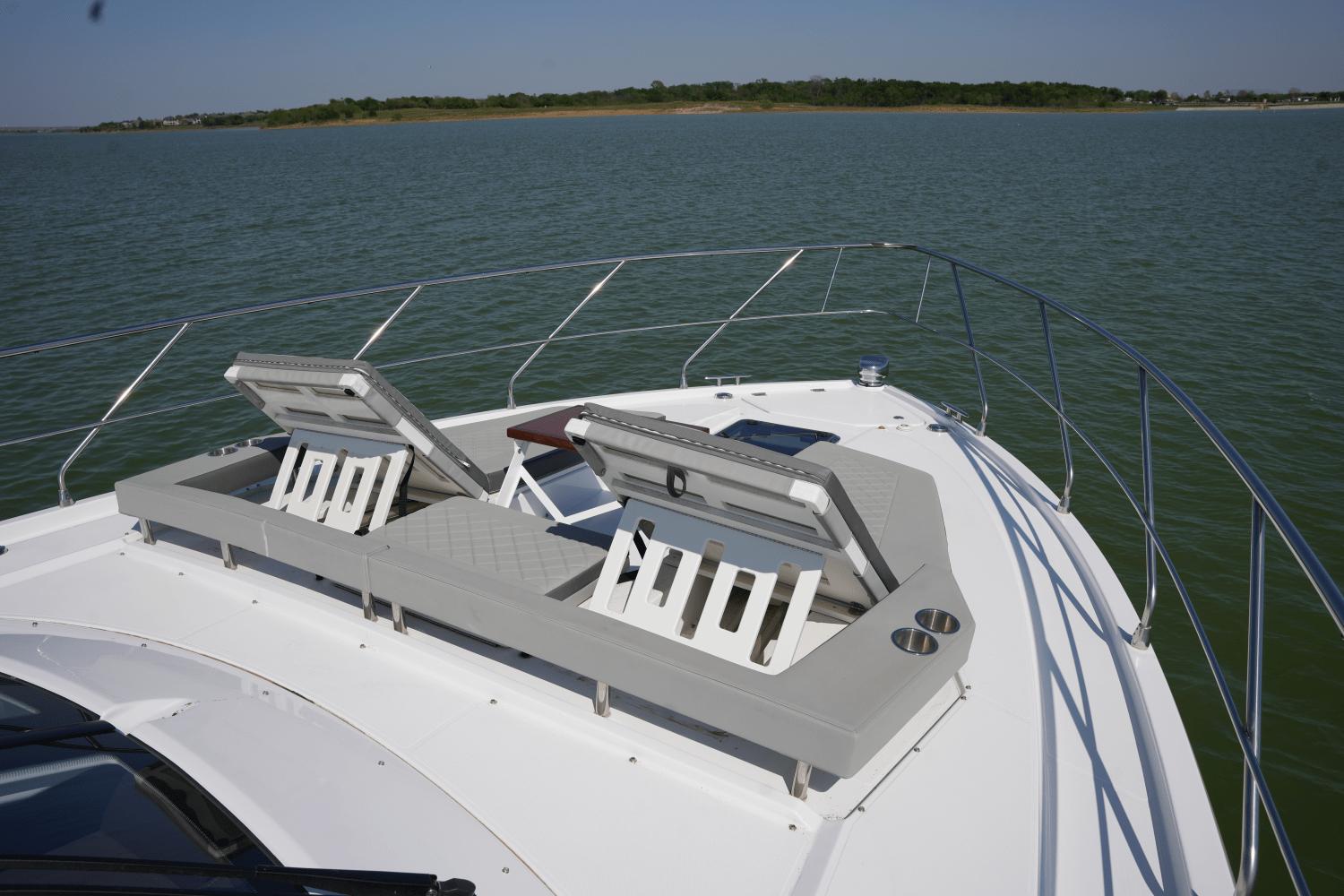 2022-cruisers-yachts-54-cantius-power-9729215-978294361-0-150520250826-13