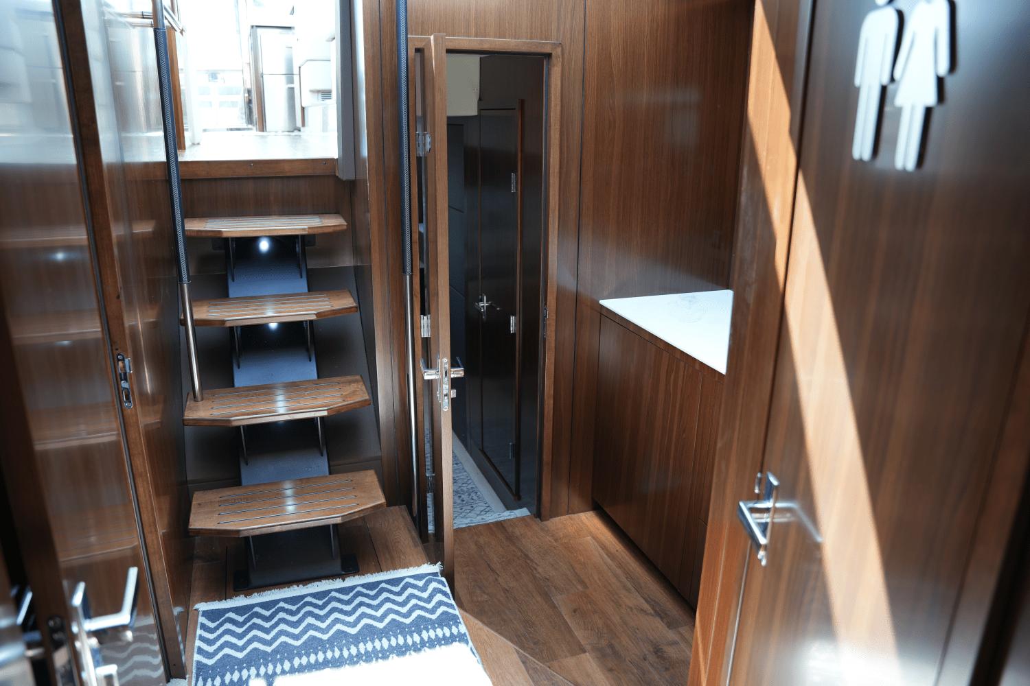 2022-cruisers-yachts-54-cantius-power-9729215-978294363-0-150520250826-59