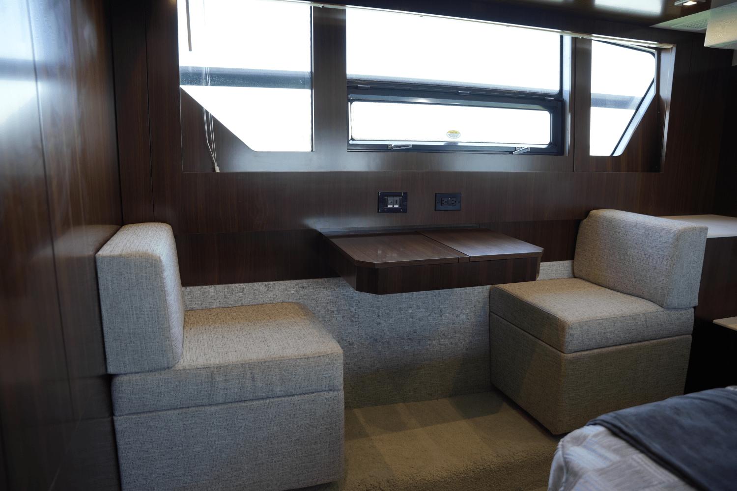 2022-cruisers-yachts-54-cantius-power-9729215-978294376-0-150520250827-64