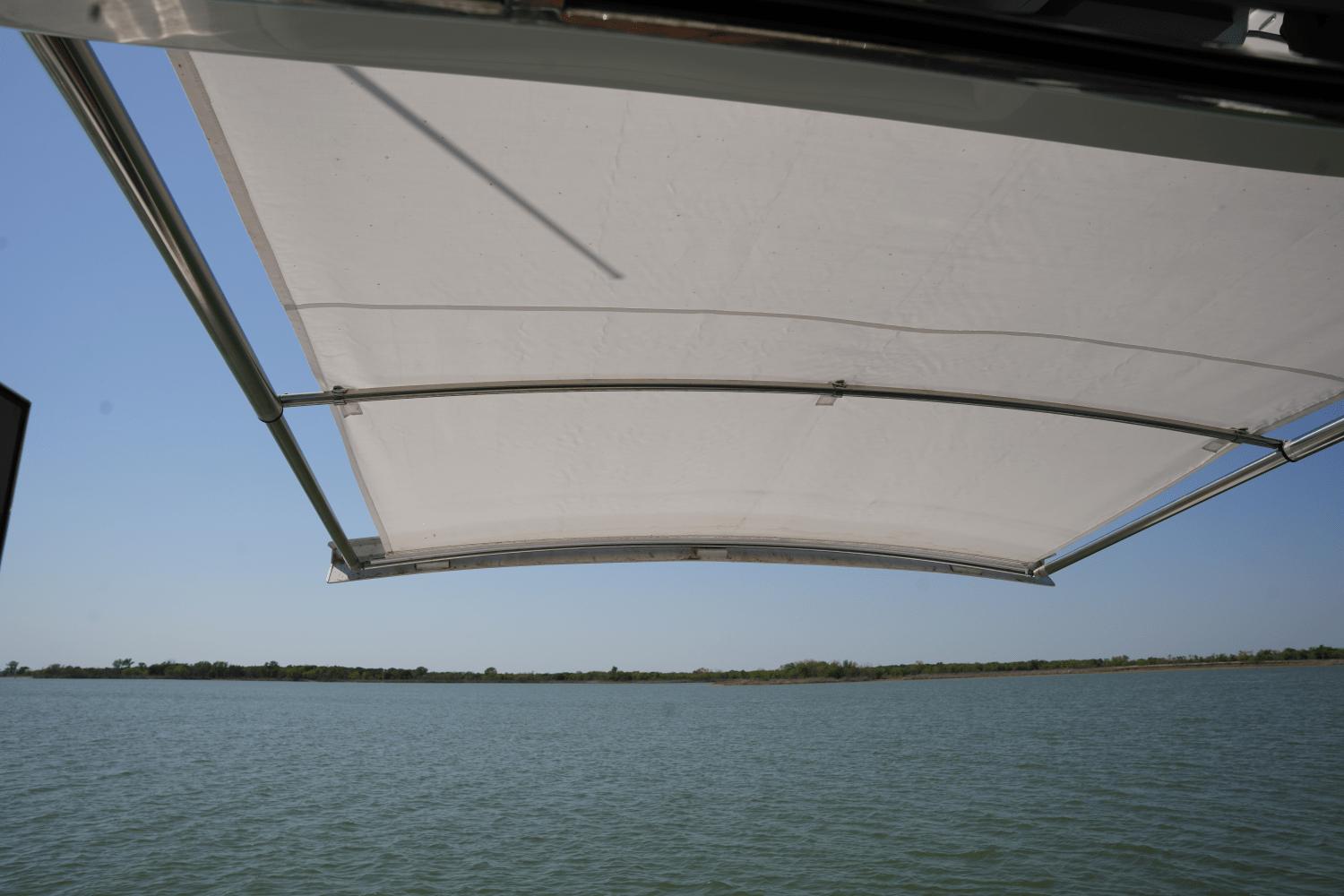 2022-cruisers-yachts-54-cantius-power-9729215-978294382-0-150520250826-21