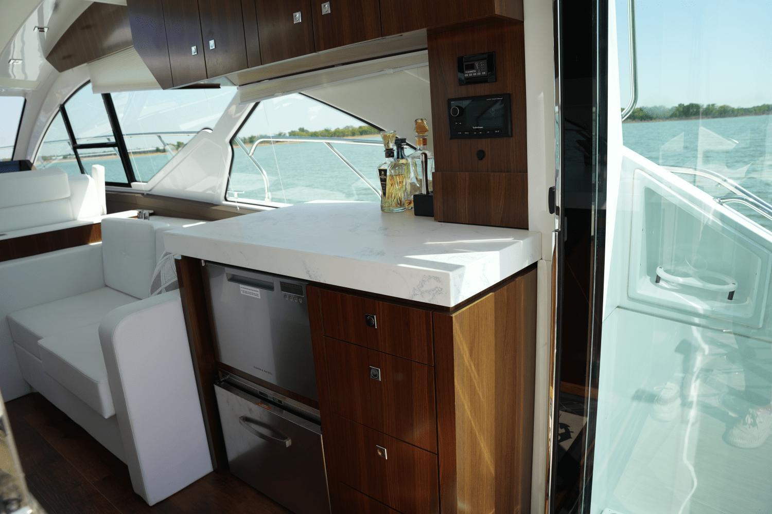 2022-cruisers-yachts-54-cantius-power-9729215-978294405-0-150520250826-24