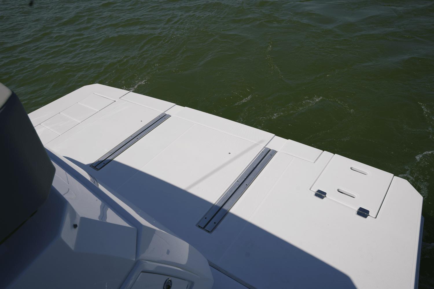 2022-cruisers-yachts-54-cantius-power-9729215-978294410-0-150520250826-17