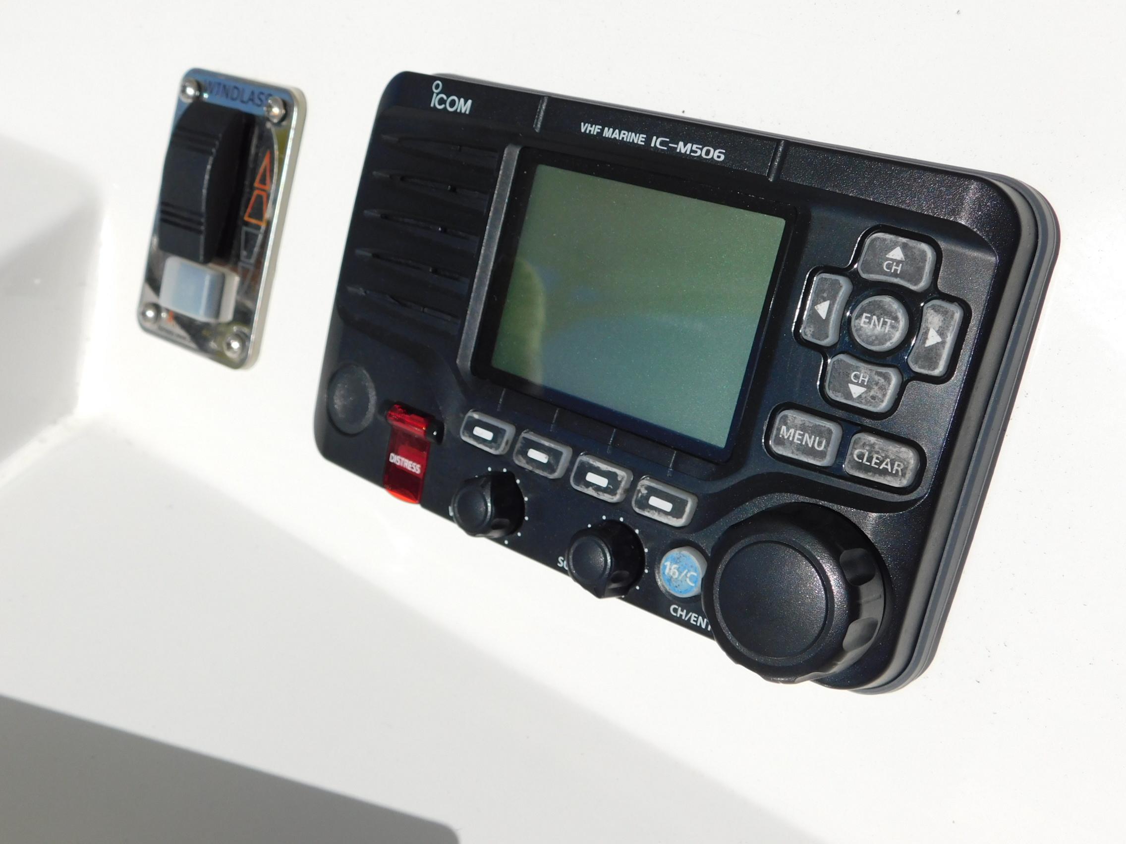 Dual ICOM M506 VHF