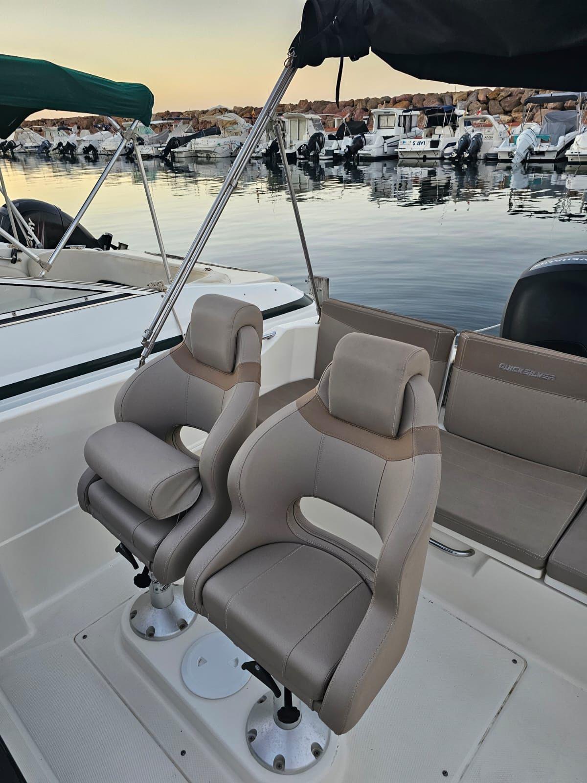 Quicksilver 675 Sundeck (Nuevo)