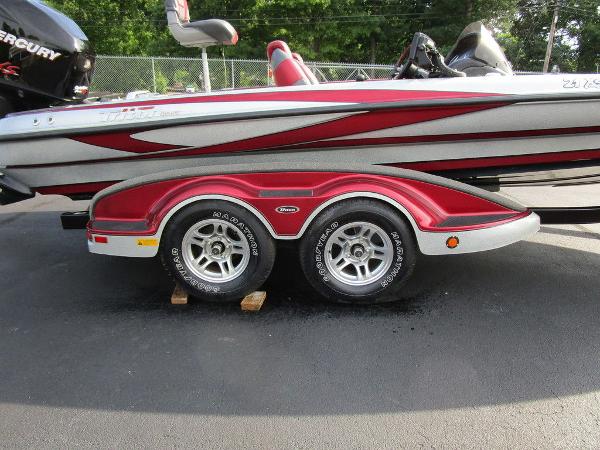 2011 Triton boat for sale, model of the boat is 21XS Elite & Image # 14 of 57