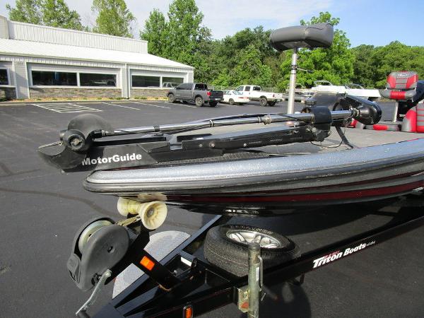 2011 Triton boat for sale, model of the boat is 21XS Elite & Image # 20 of 57