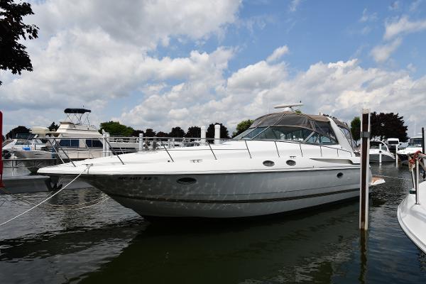 38' Cruisers Yachts, Listing Number 100917544, Image No. 1