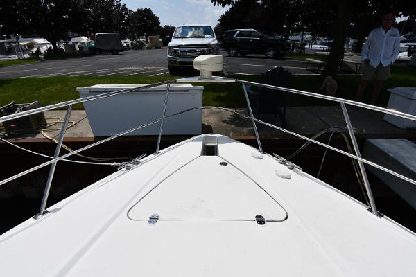 38' Cruisers Yachts, Listing Number 100917544, - Photo No. 4