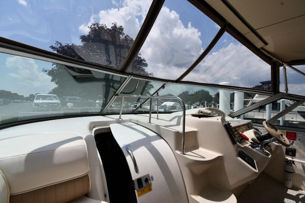 38' Cruisers Yachts, Listing Number 100917544, Image No. 9