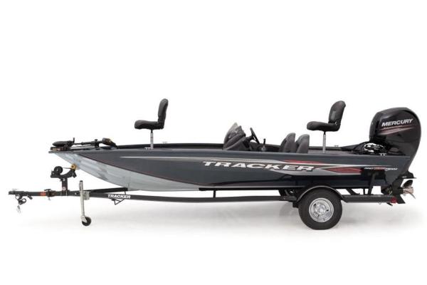 2022 Tracker Boats boat for sale, model of the boat is Pro Team™ 195 TXW & Image # 4 of 32