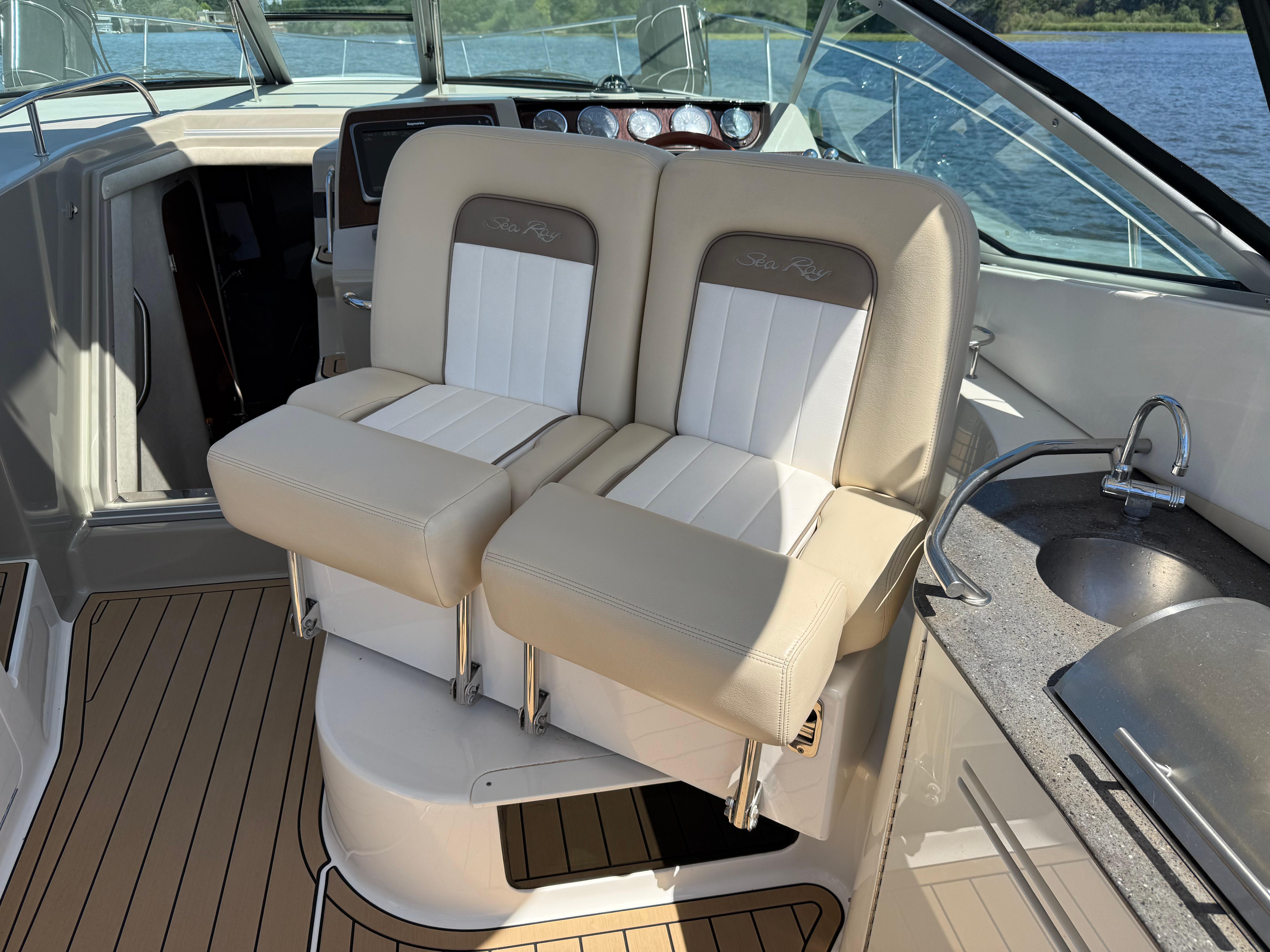 2012-sea-ray-370-sundancer-power-9879227-20250721102141999-1