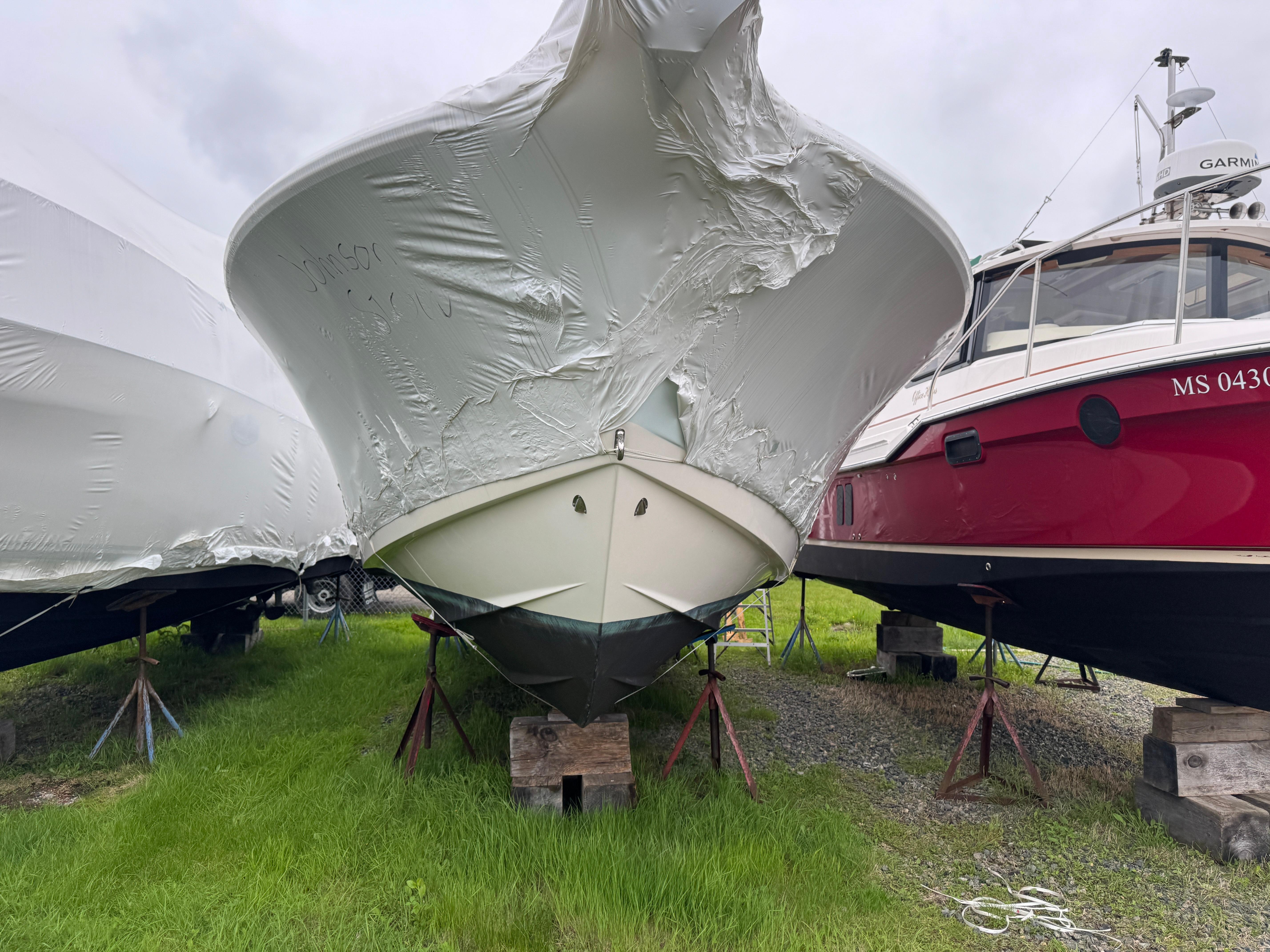 2018-robalo-r302-center-console-power-9819227-20250529092913604-1_XLARGE