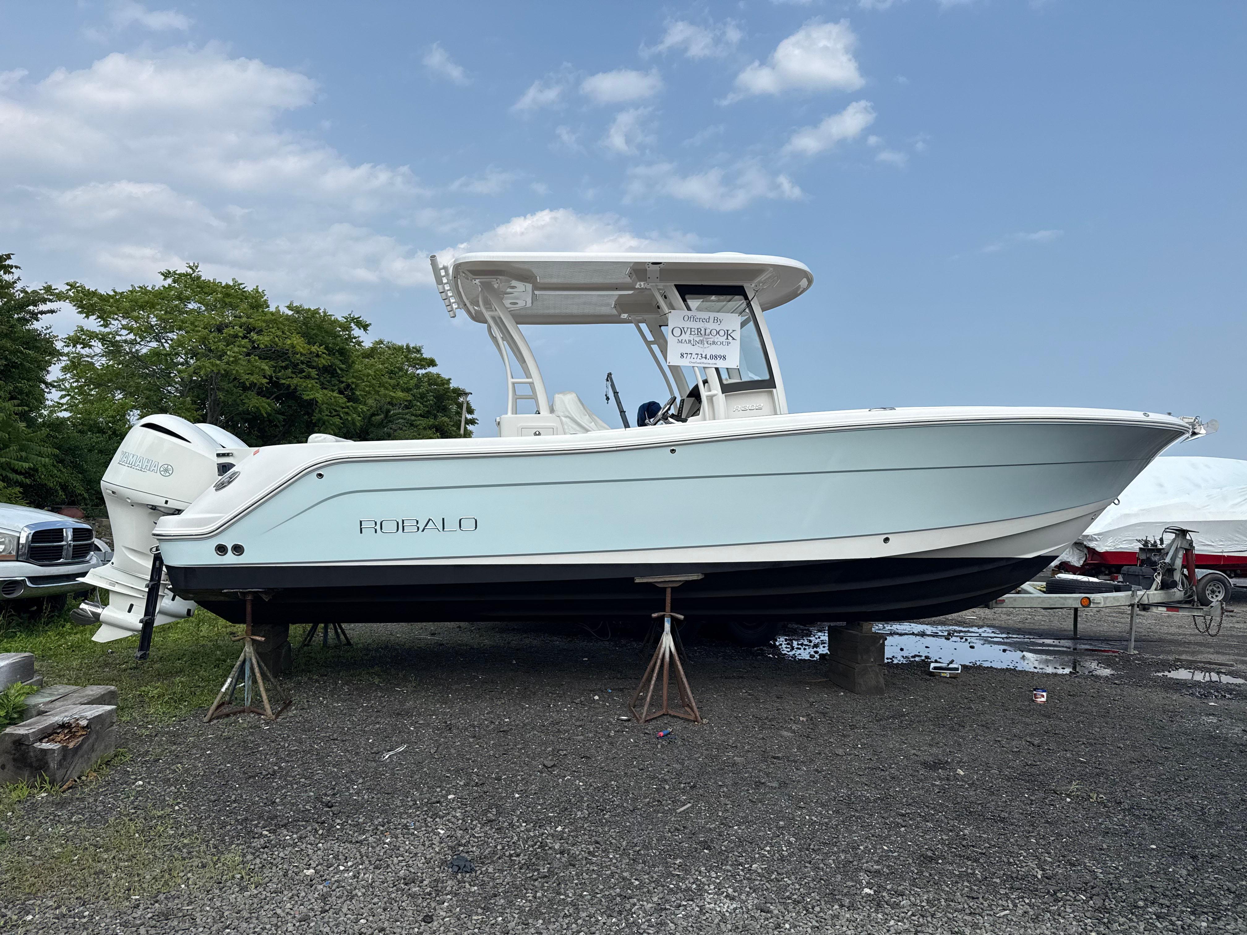 2018-robalo-r302-center-console-power-9819227-20250623110304604-1