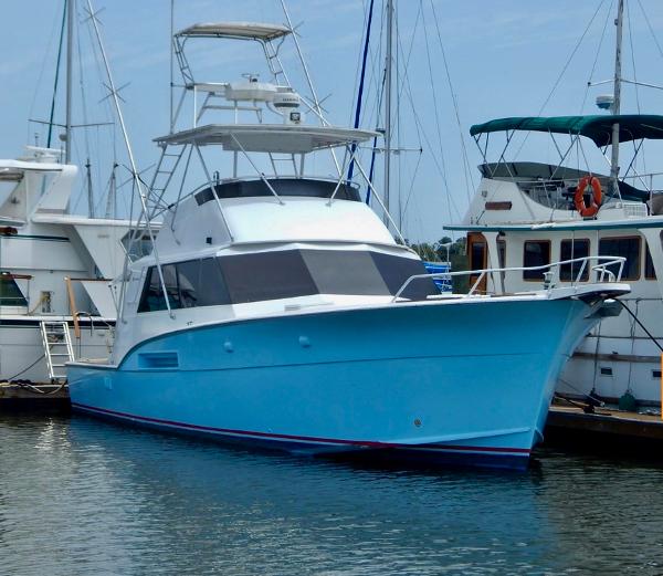 53' Hatteras, Listing Number 100893288, Image No. 2