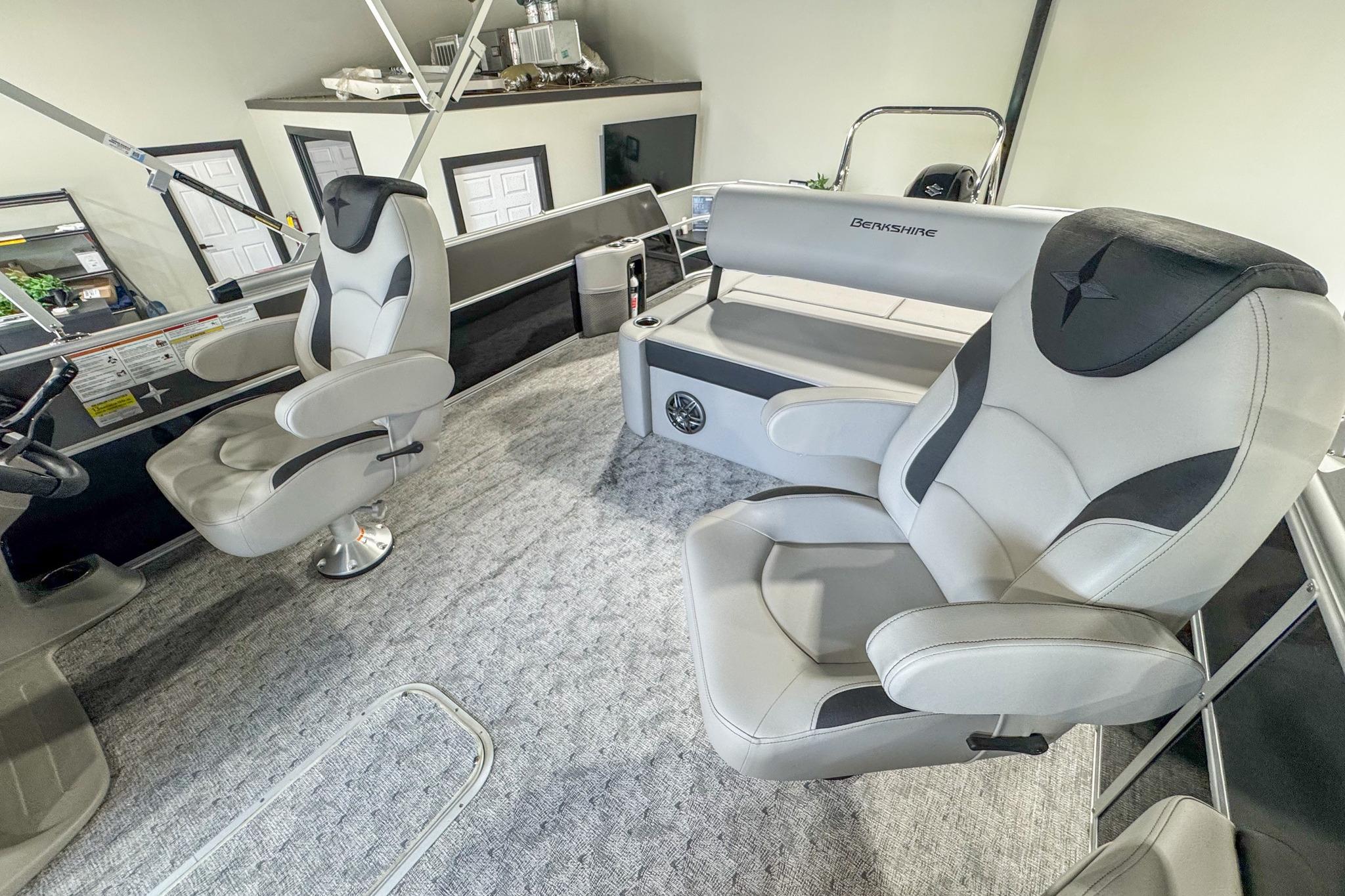 2024 Berkshire 24UL LE B / Suzuki 150 - Image 11