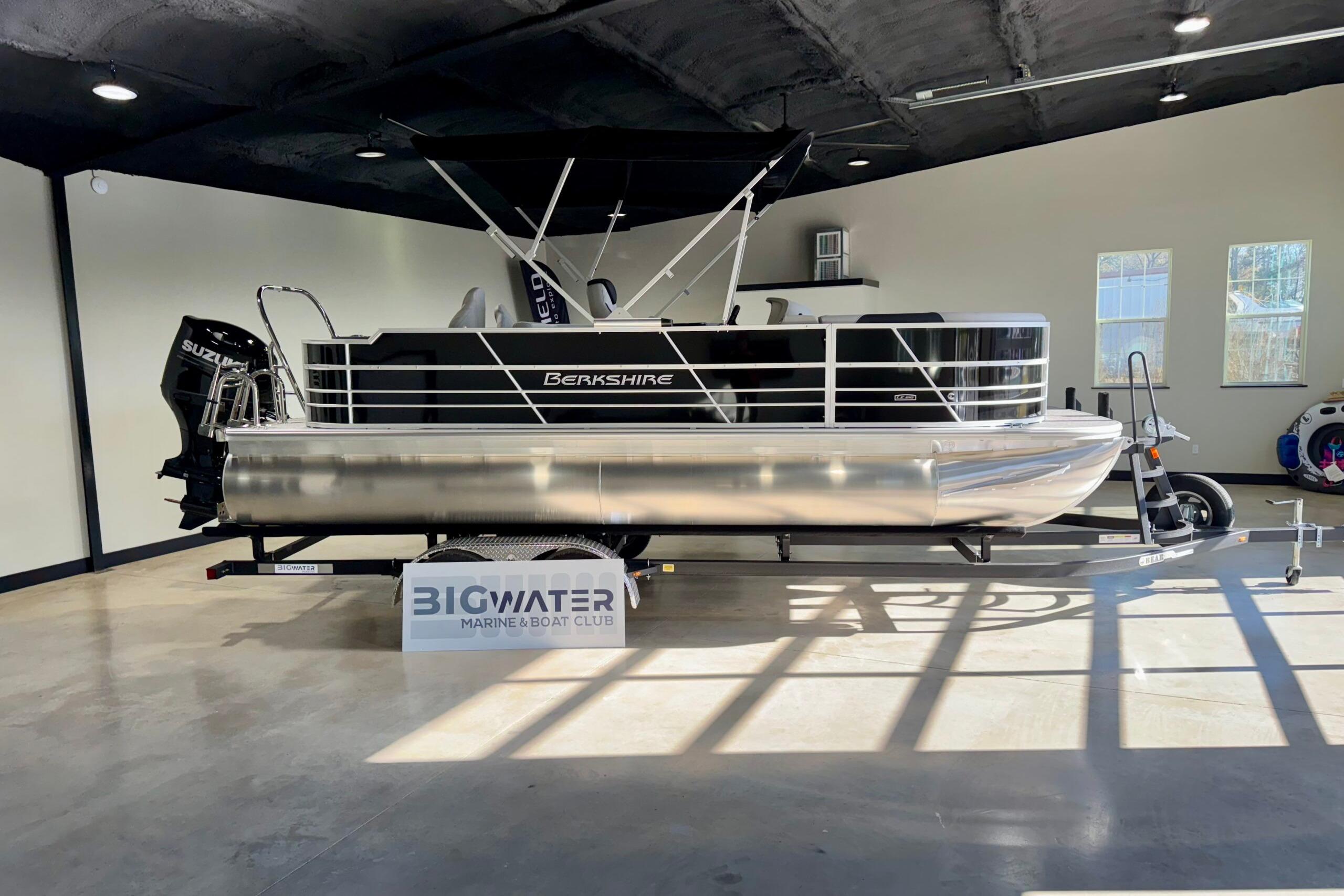 2025 Berkshire 22RFC LE / Suzuki 150 - Image 2