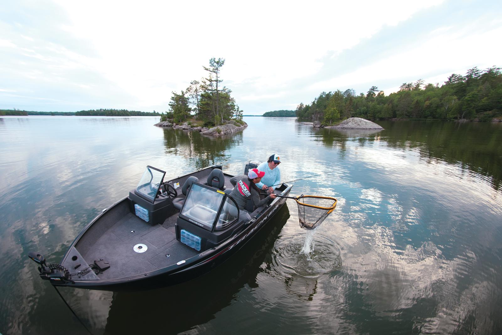 2026 Tracker Pro Guide V-175 WT Gallery