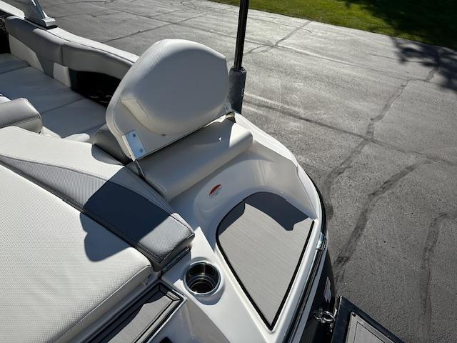 2016-mastercraft-x46-power-9529241-20240902083447782-1_XLARGE