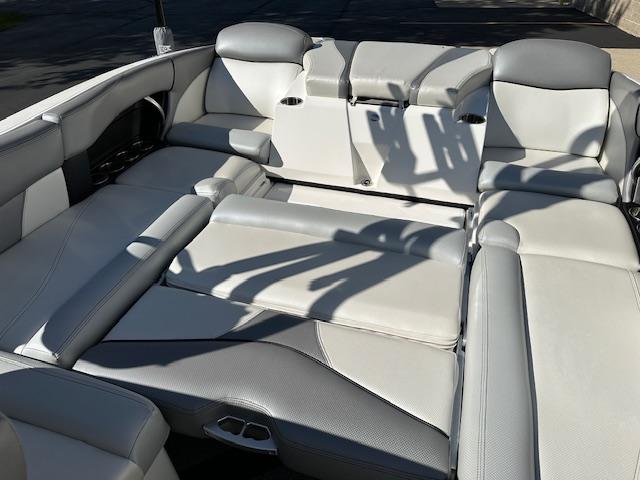 2016-mastercraft-x46-power-9529241-20240902083453798-1_XLARGE