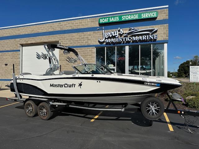 2016 MasterCraft X46