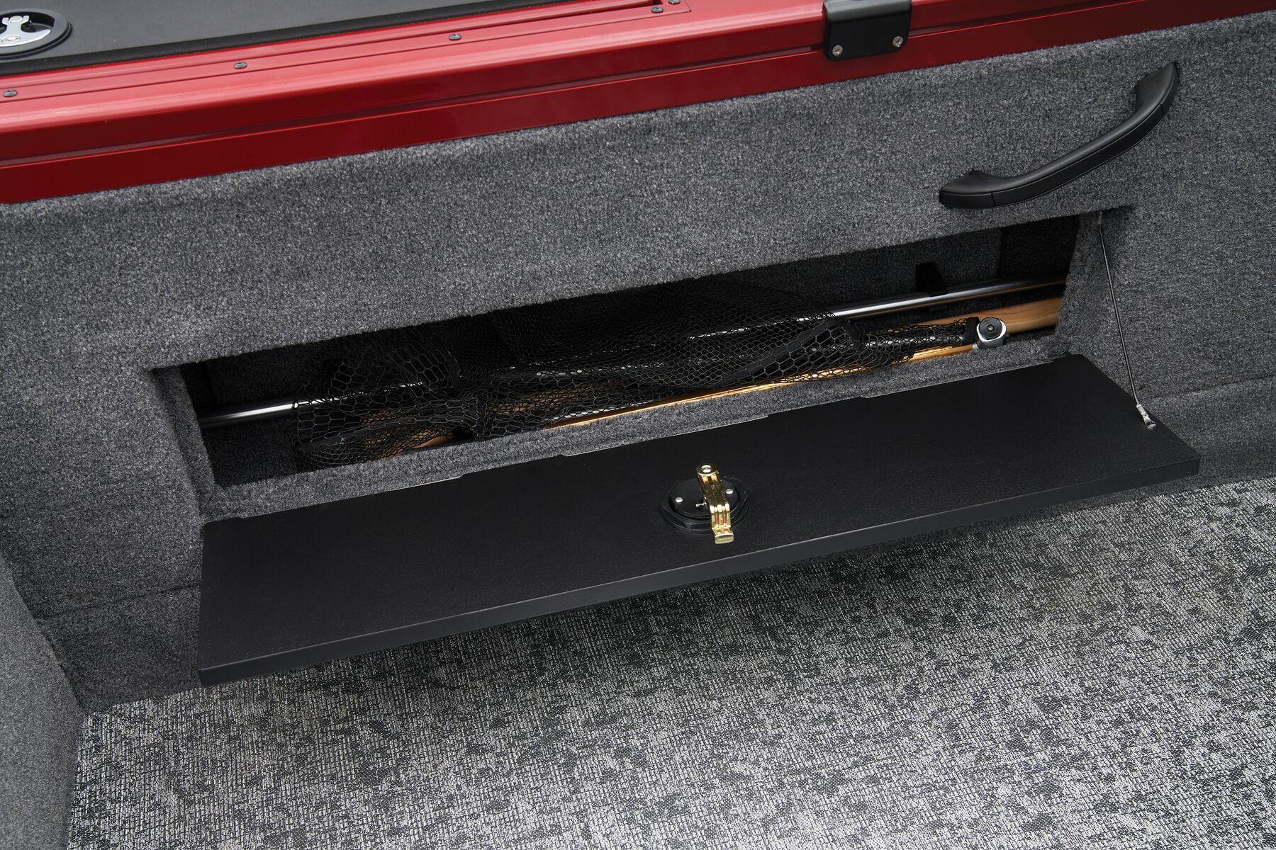 2026 Tracker Targa V-18 Combo Gallery