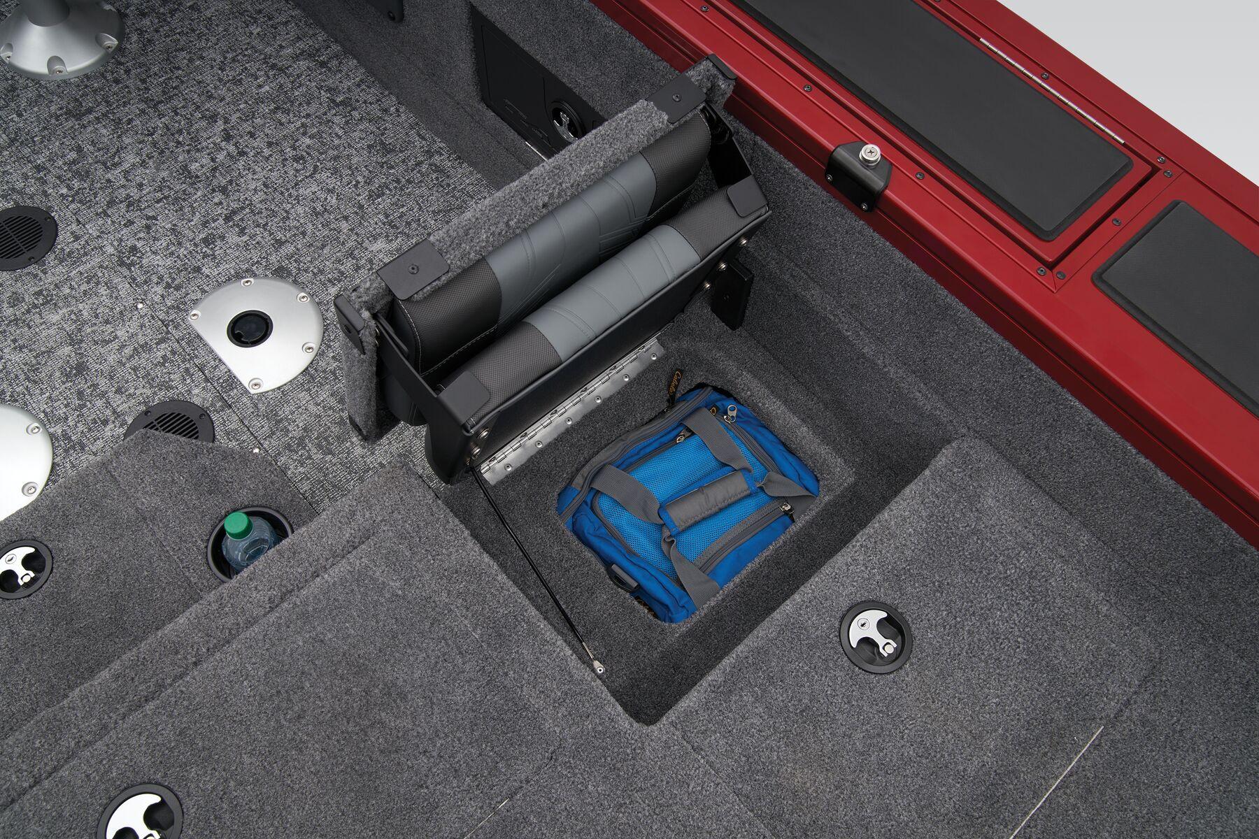 2026 Tracker Targa V-18 Combo Gallery