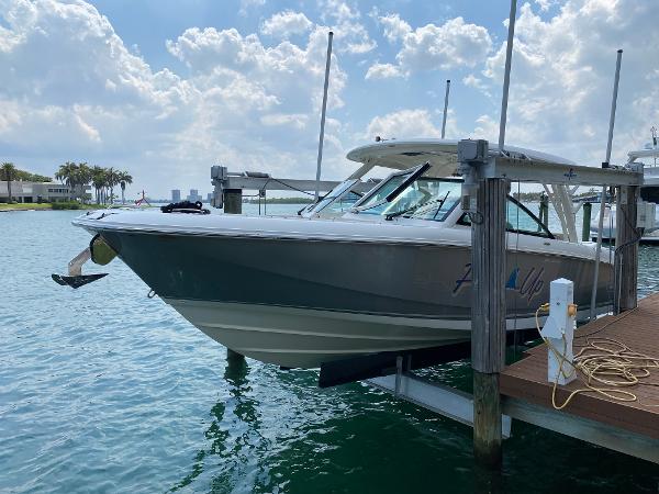 Photo of 2017 Boston Whaler 32'