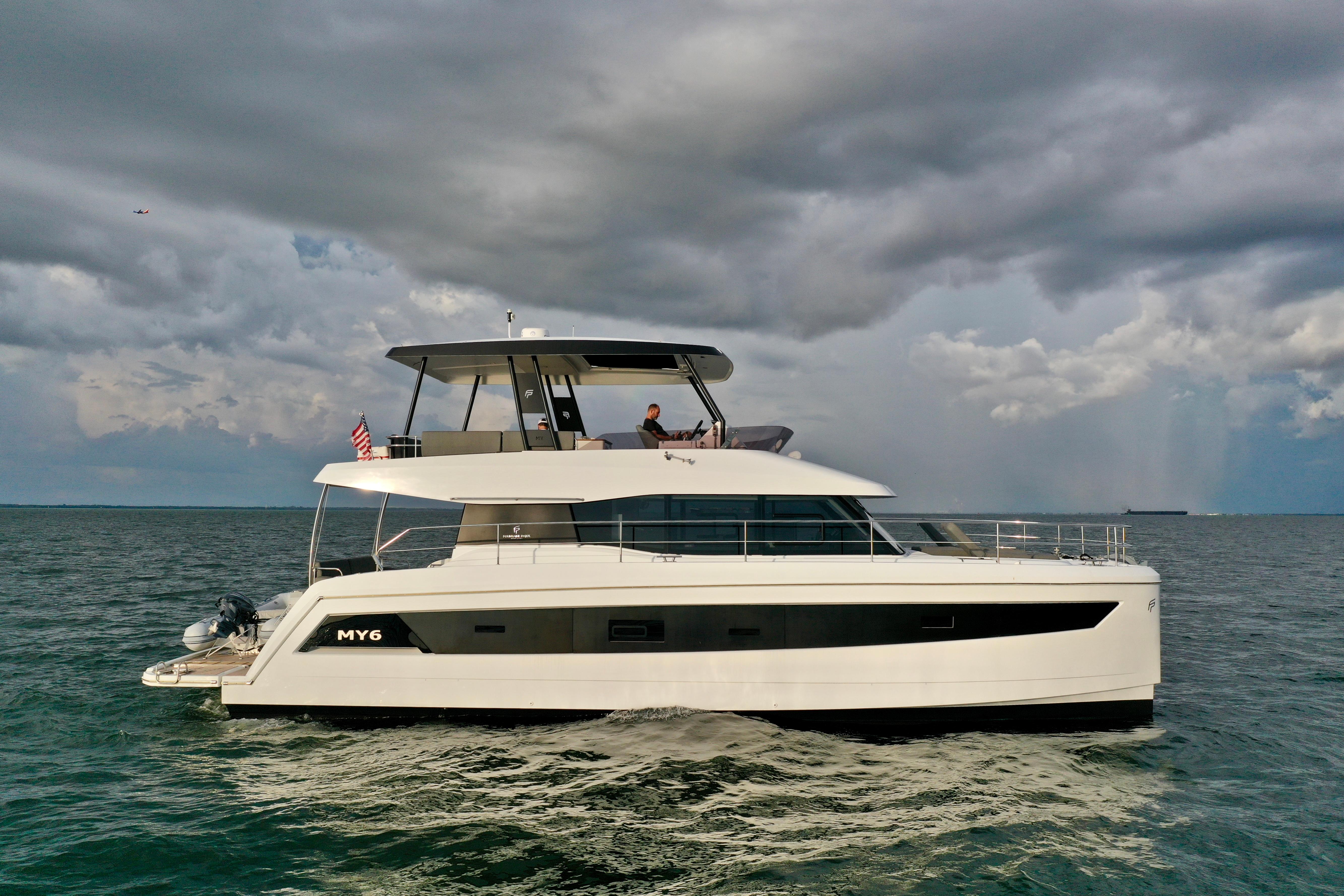 2022 Fountaine Pajot