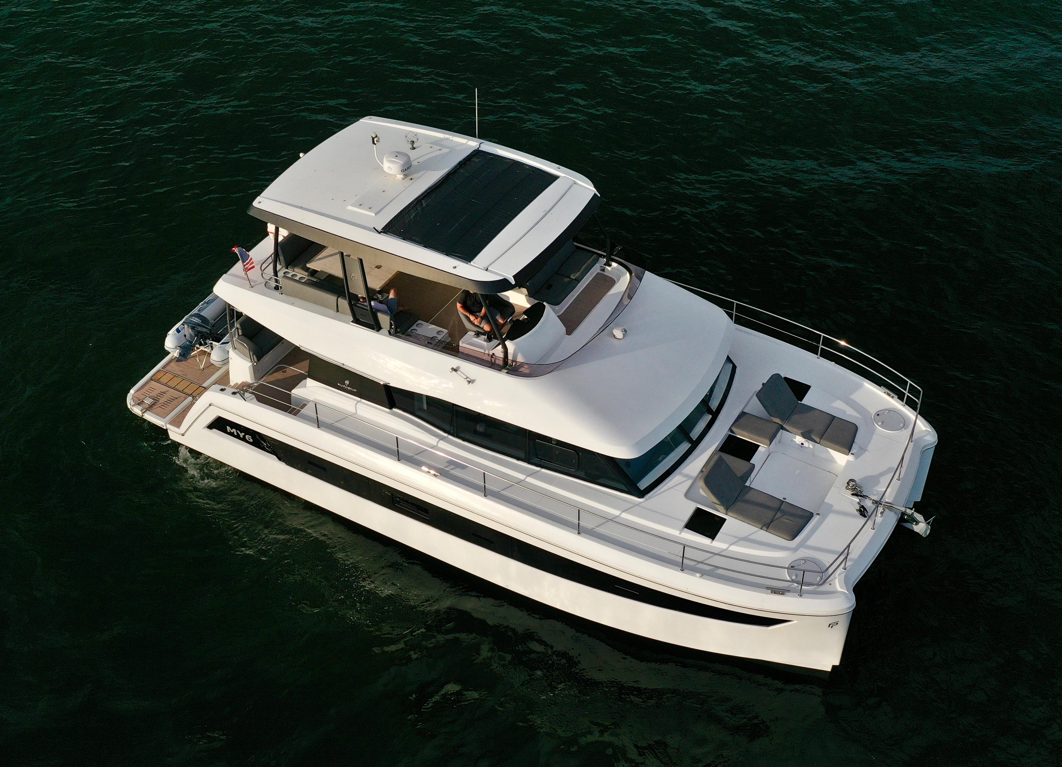 2022 Fountaine Pajot