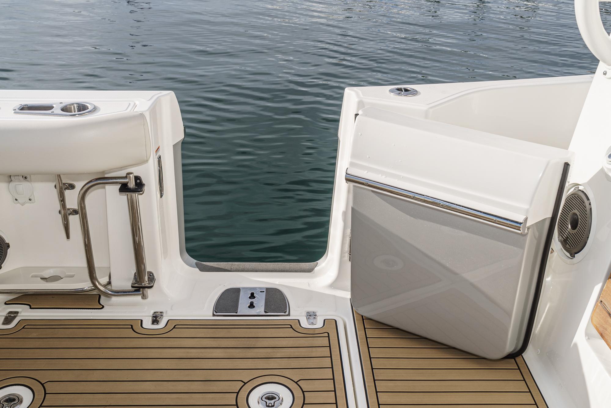2021 Boston Whaler 405 Conquest #TBMB0010LLC inventory image at Sun Country Marine Group, Newport Beach 2021 Boston Whaler 405 Conquest #TBMB0010LLC inventory image at Sun Country Marine Group, Newport Beach