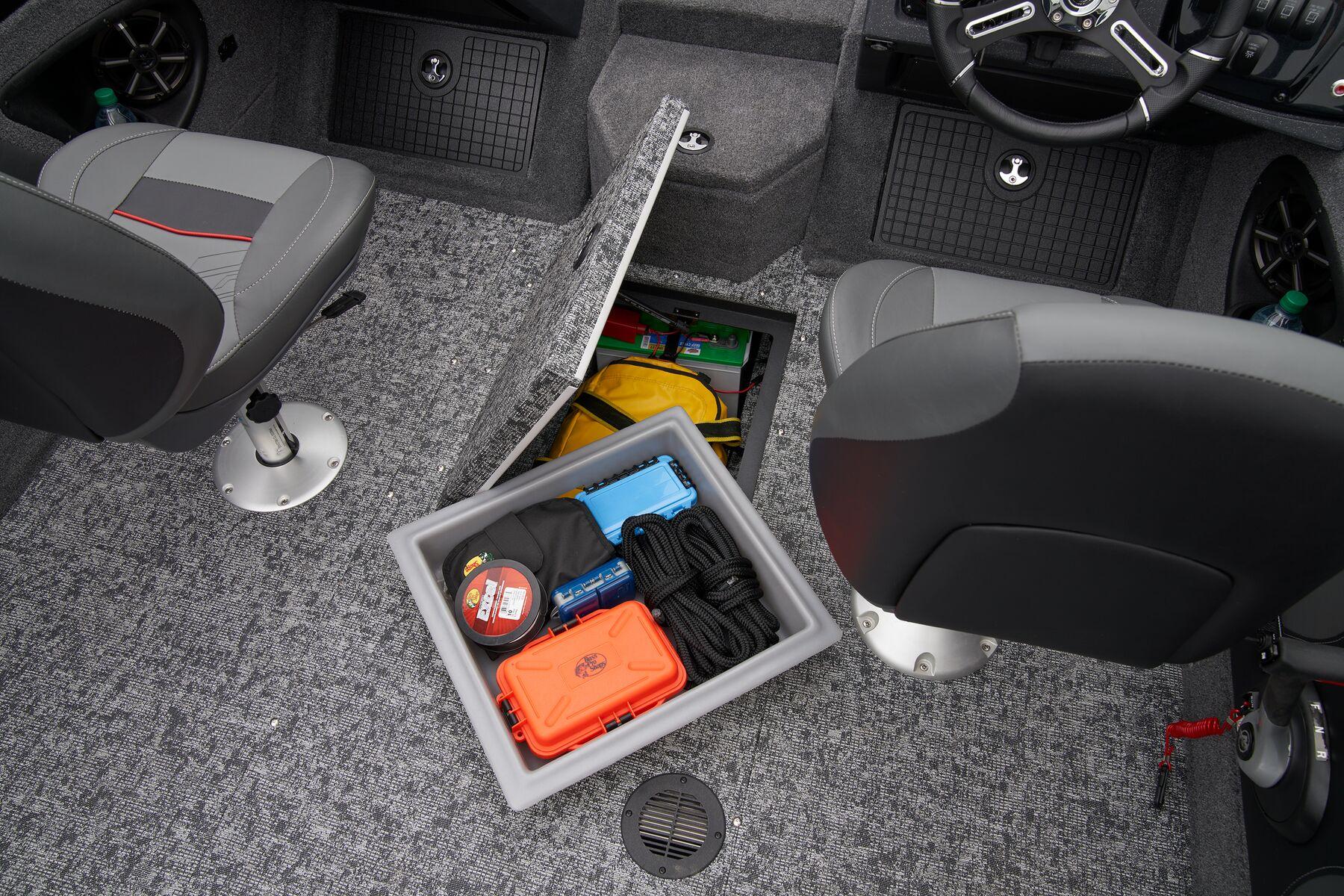 2026 Tracker Targa V-19 WT Gallery