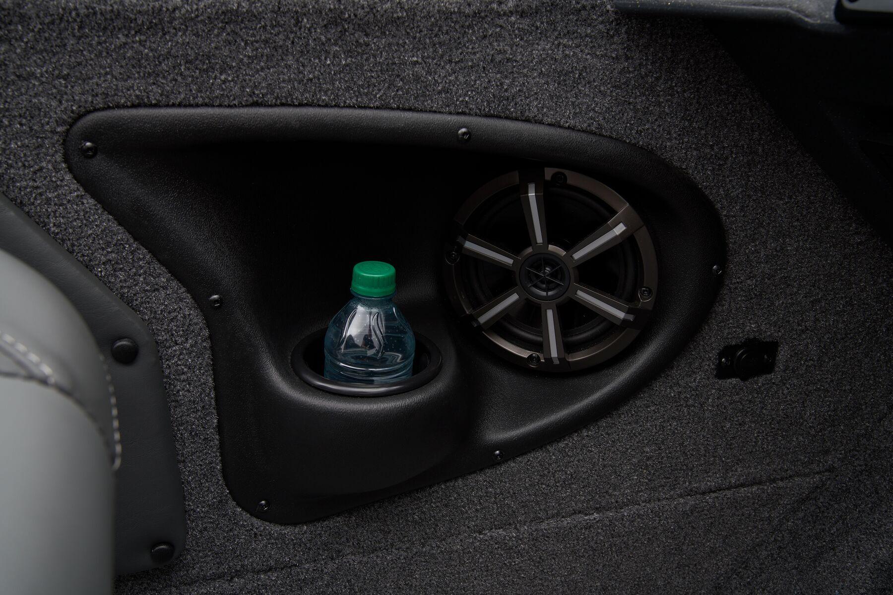 2026 Tracker Targa V-19 WT Gallery