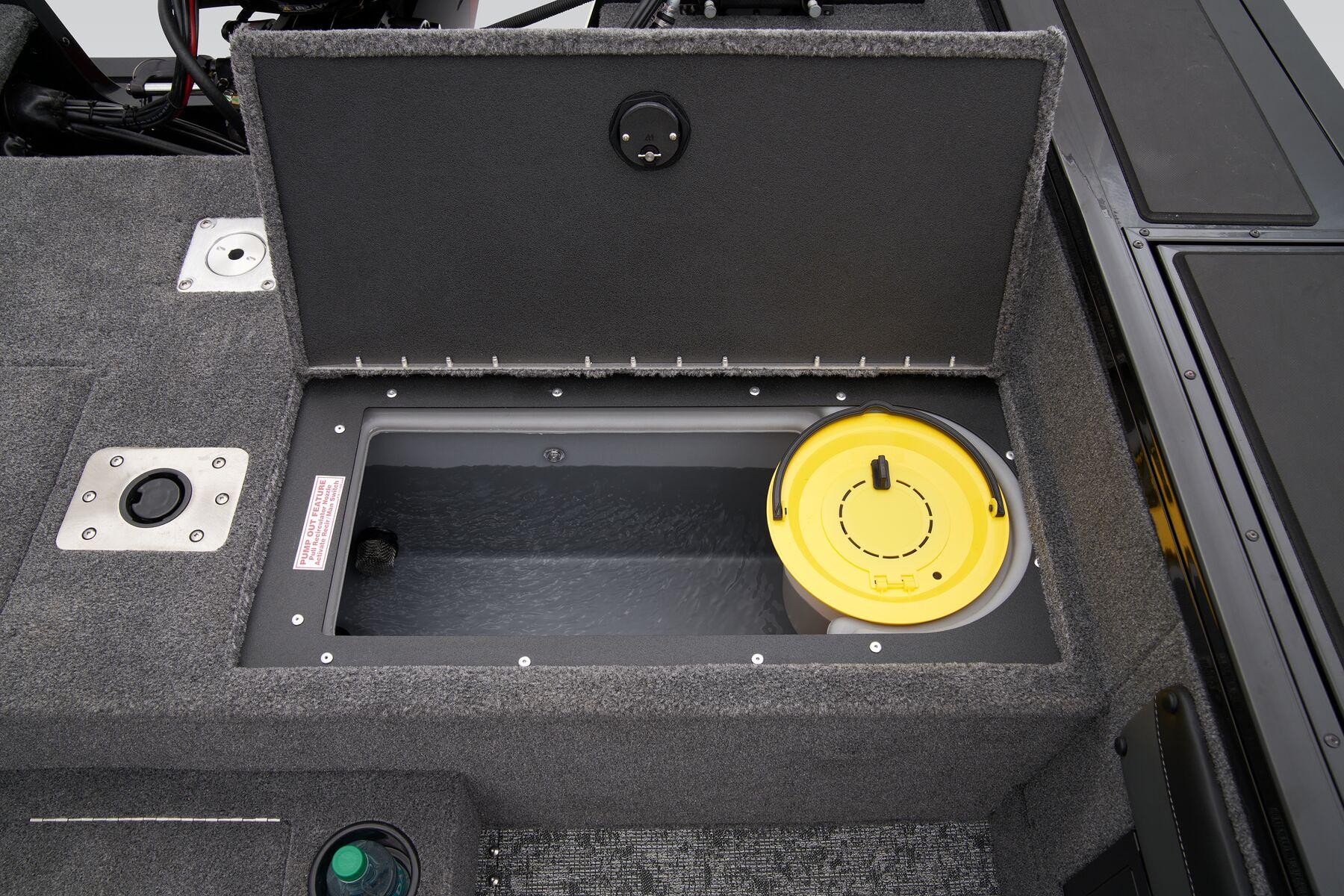 2026 Tracker Targa V-19 WT Gallery