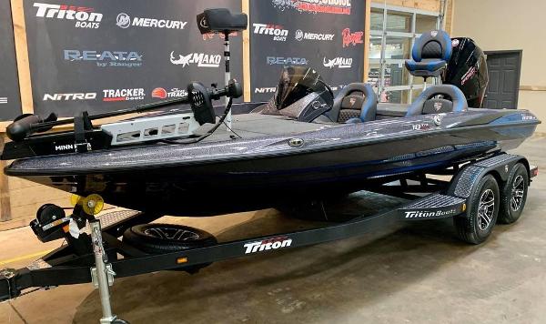 2021 Triton boat for sale, model of the boat is 18 TRX & Image # 2 of 18