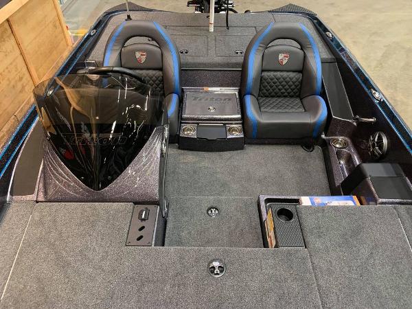 2021 Triton boat for sale, model of the boat is 18 TRX & Image # 9 of 18