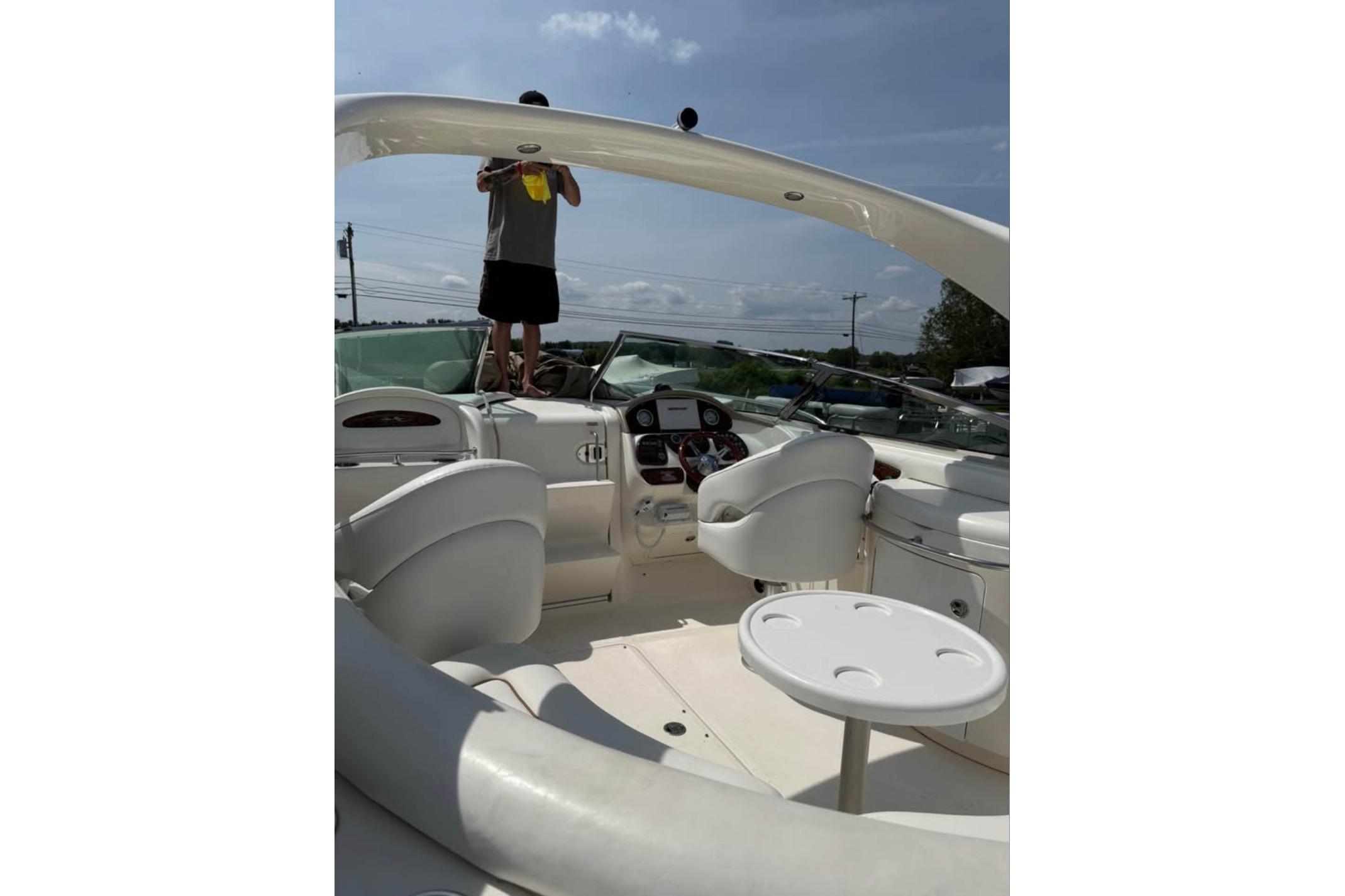 Boat image 3