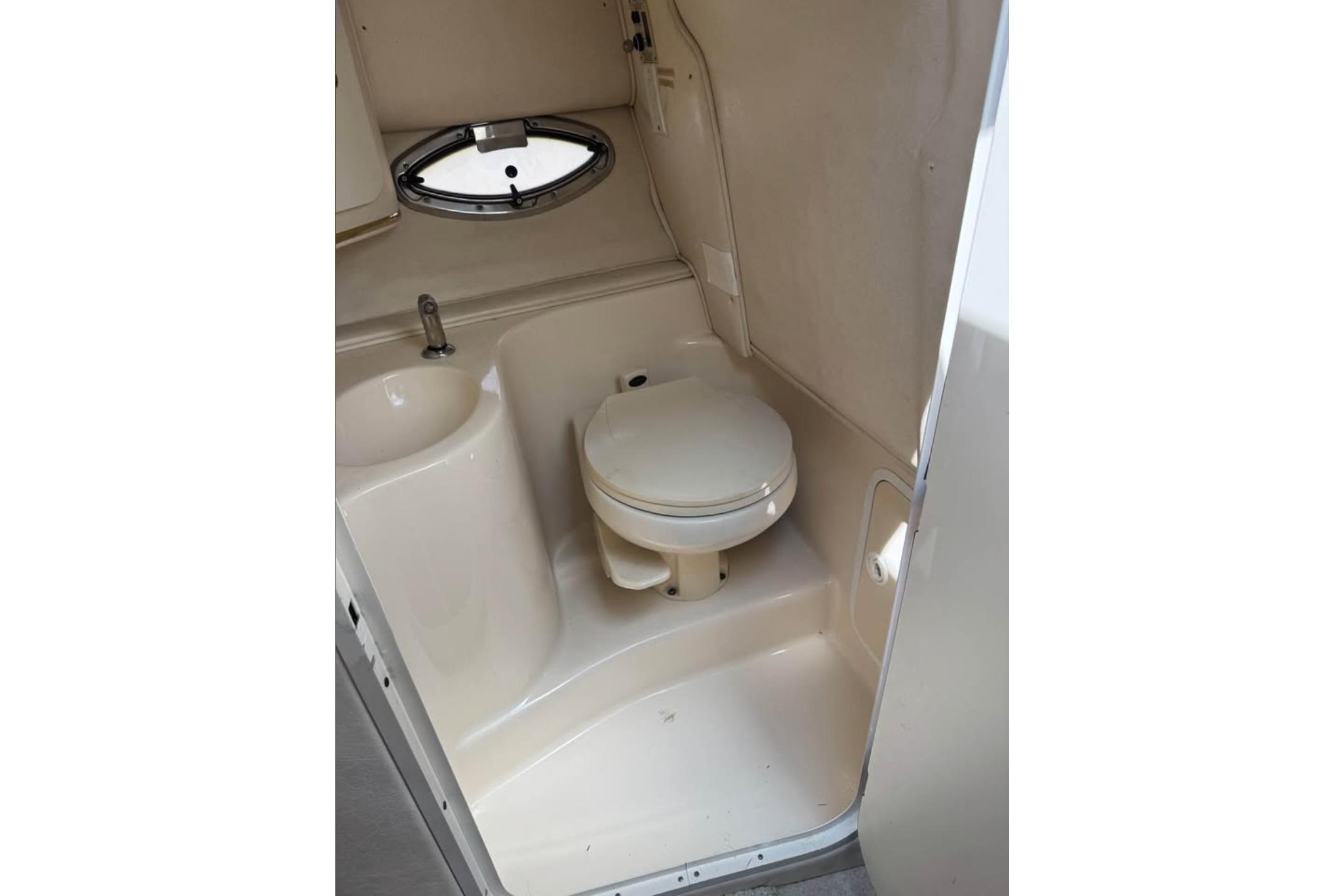 Boat image 9