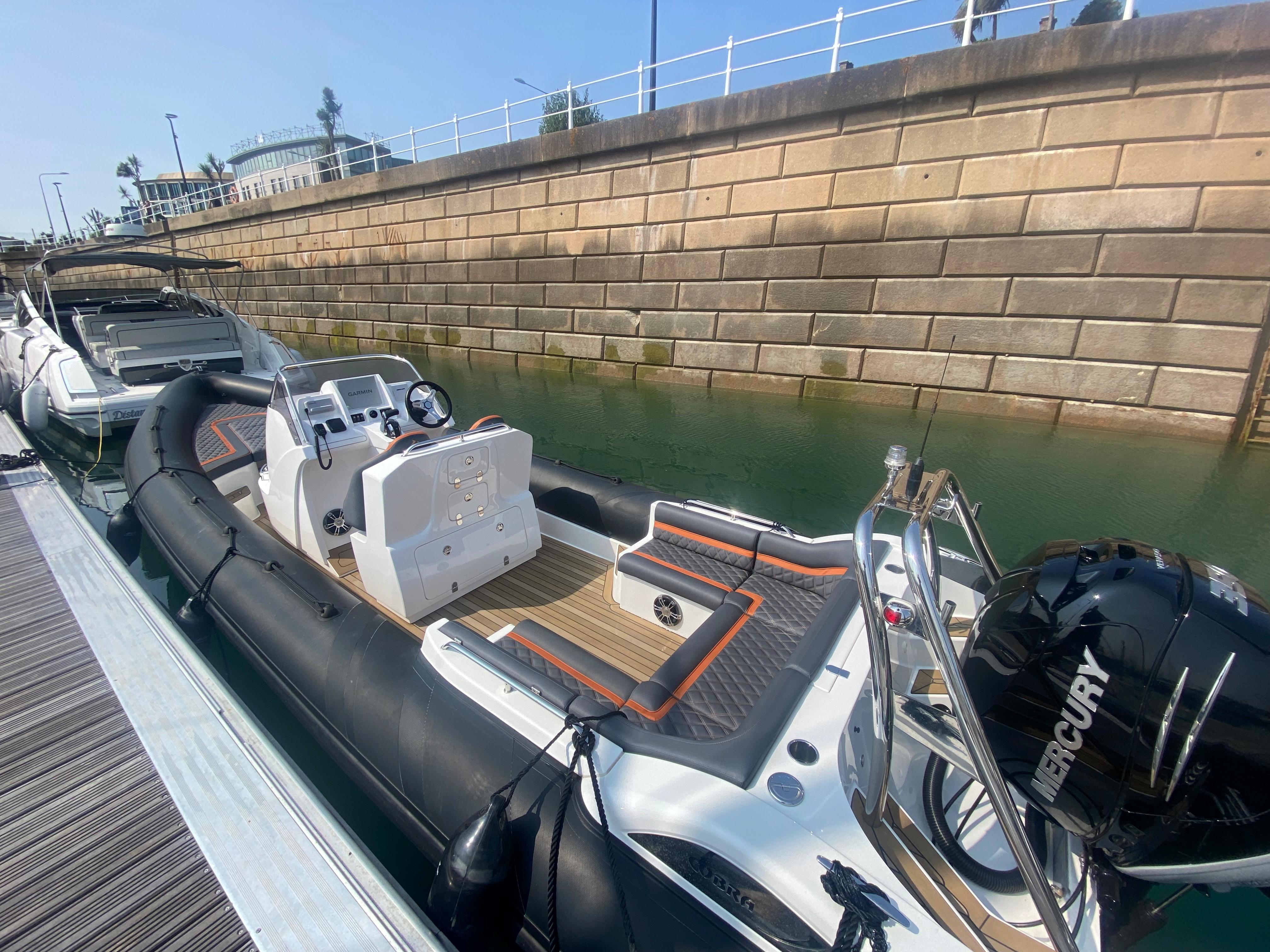 Cobra Ribs Nautique 8.7