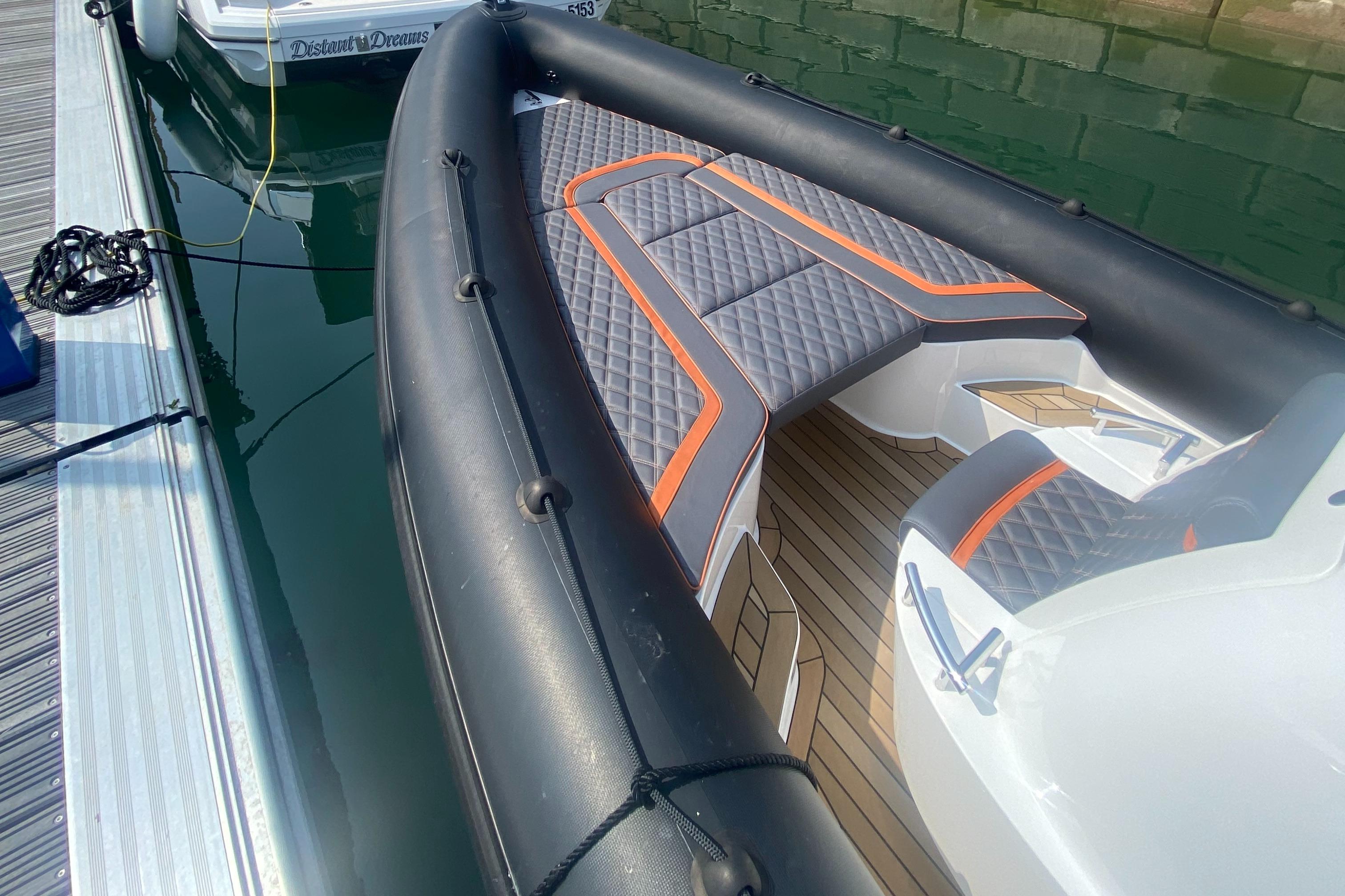 Cobra Ribs Nautique 8.7