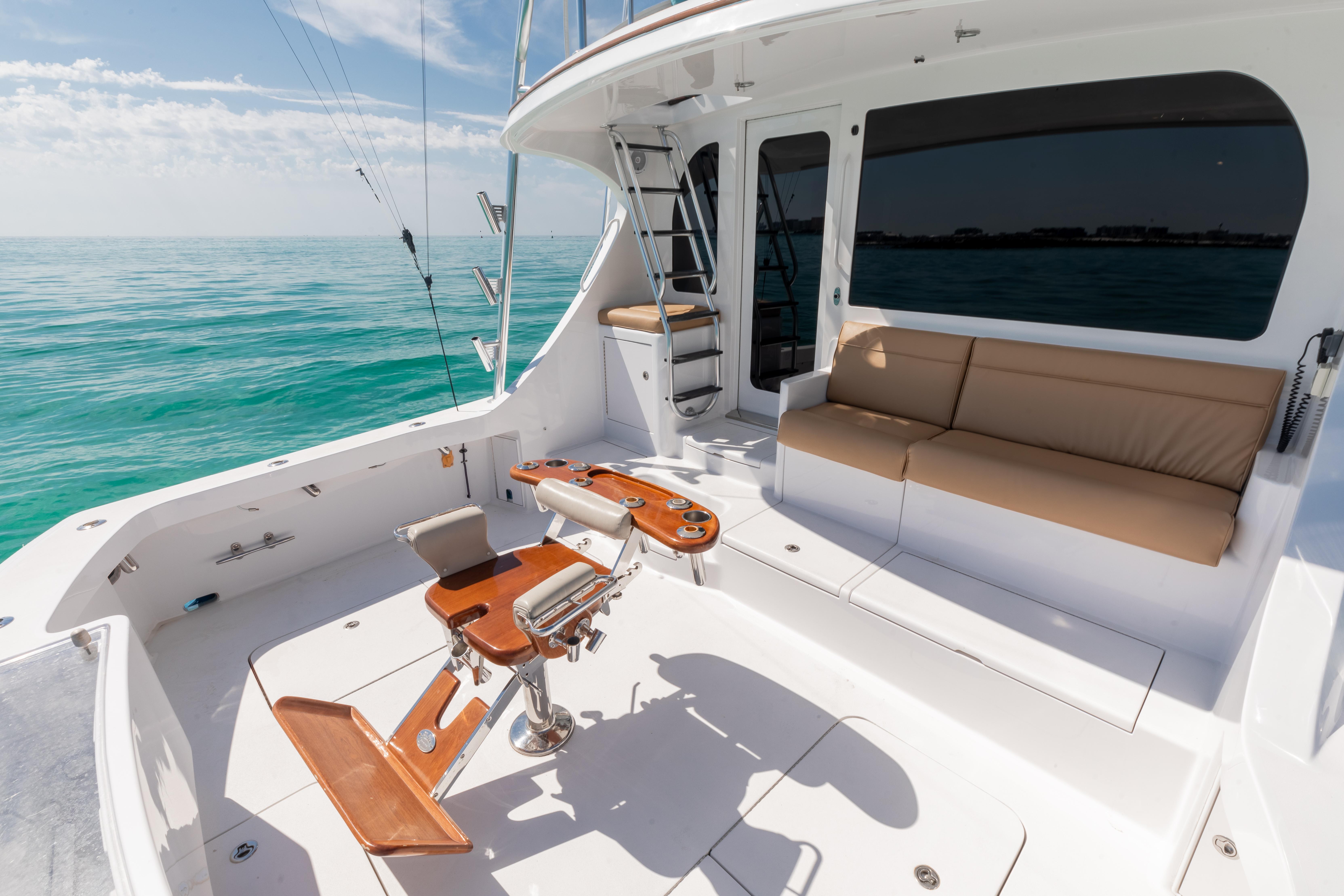 2016 Hatteras GT60  KNOT ON CALL  Cockpit 1