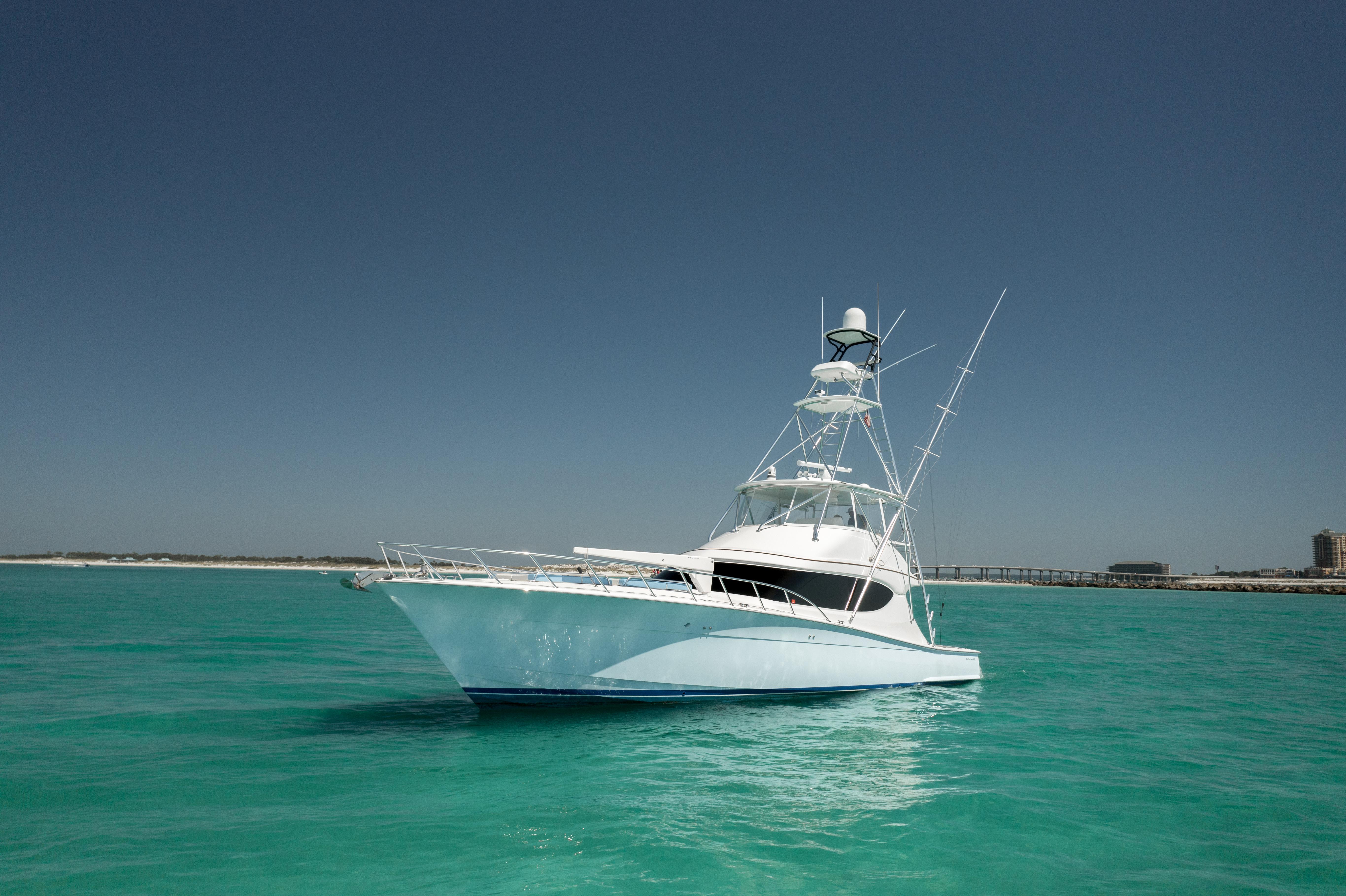 2016 Hatteras GT60  KNOT ON CALL  Port Bow