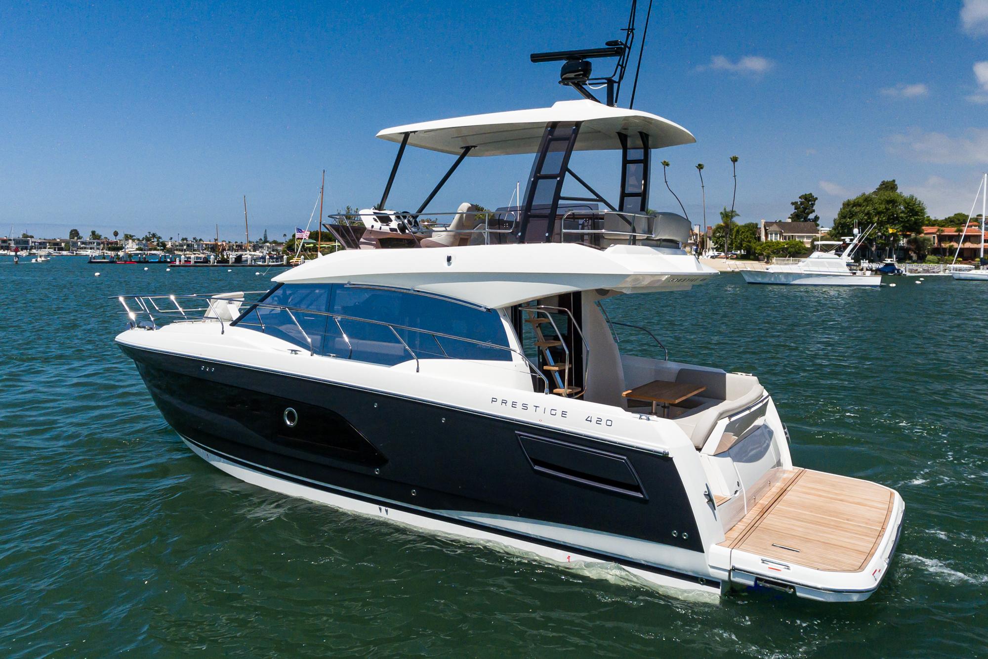 2021 Prestige 420 Fly #PR034F-21 inventory image at Sun Country Marine Group, San Diego Harbor Island 2021 Prestige 420 Fly #PR034F-21 inventory image at Sun Country Marine Group, San Diego Harbor Island