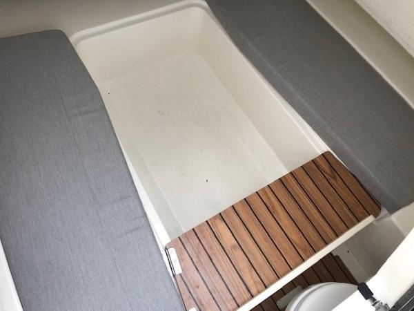Quicksilver Activ 755 Open
